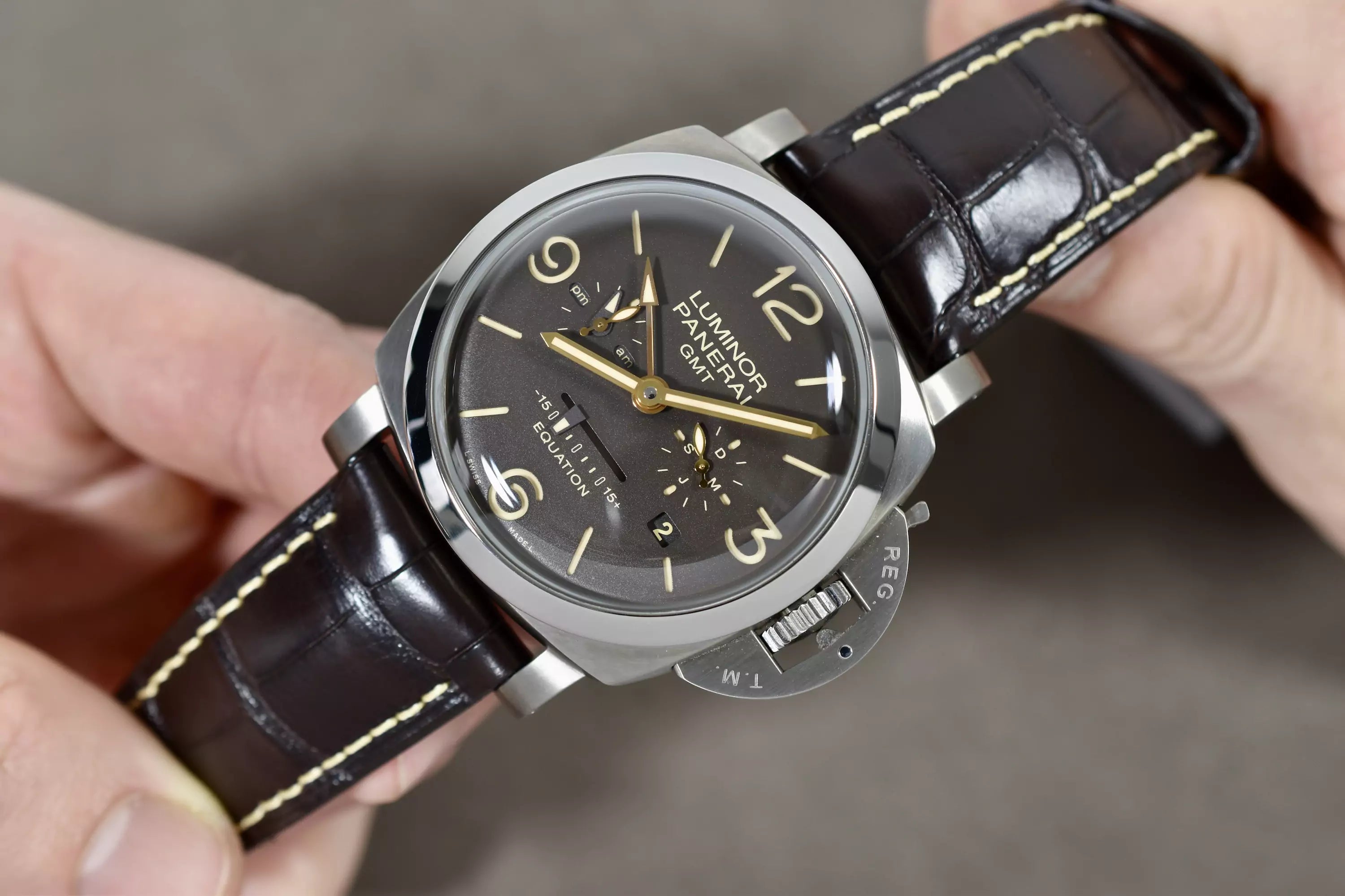 Hands-on Review: Discovering the Panerai Luminor Equation of Time