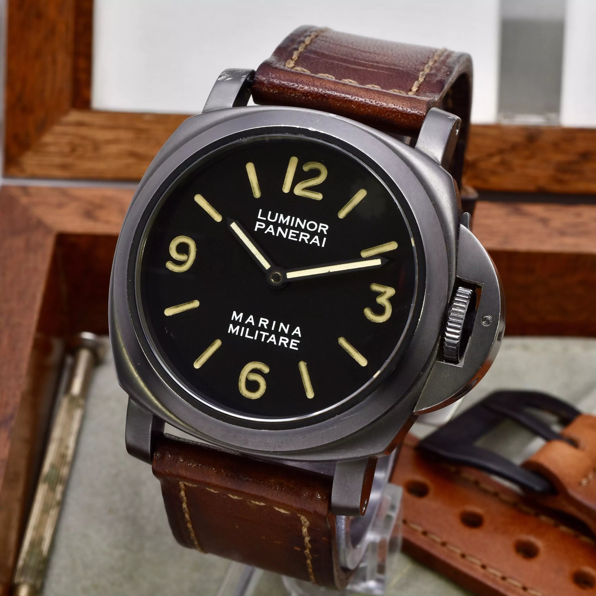 Hands On & In-Depth Review — Panerai 5218-202/A Marina Militare