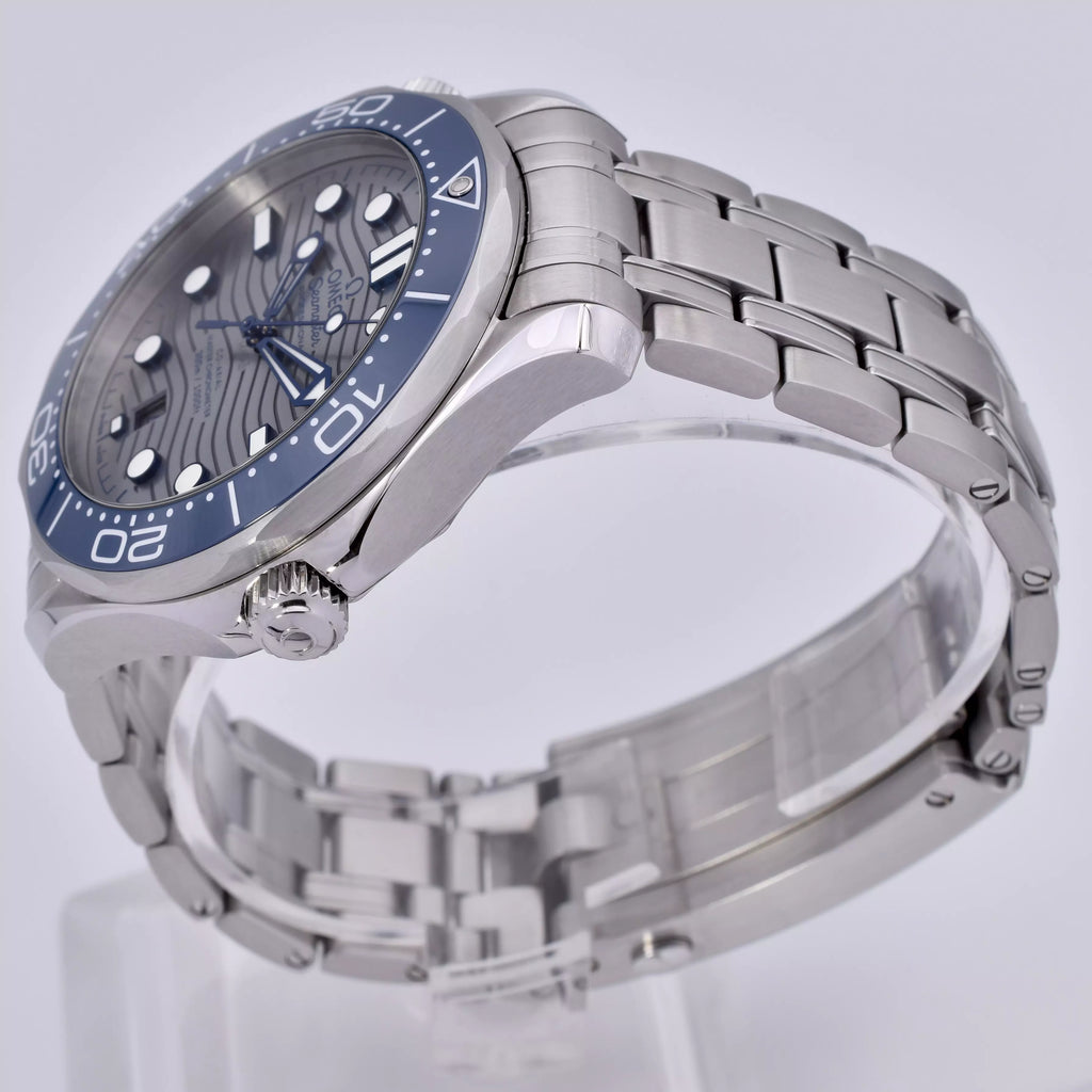 OMEGA Seamaster 300m Co-Axial 210.30.42.20.06.001 2018