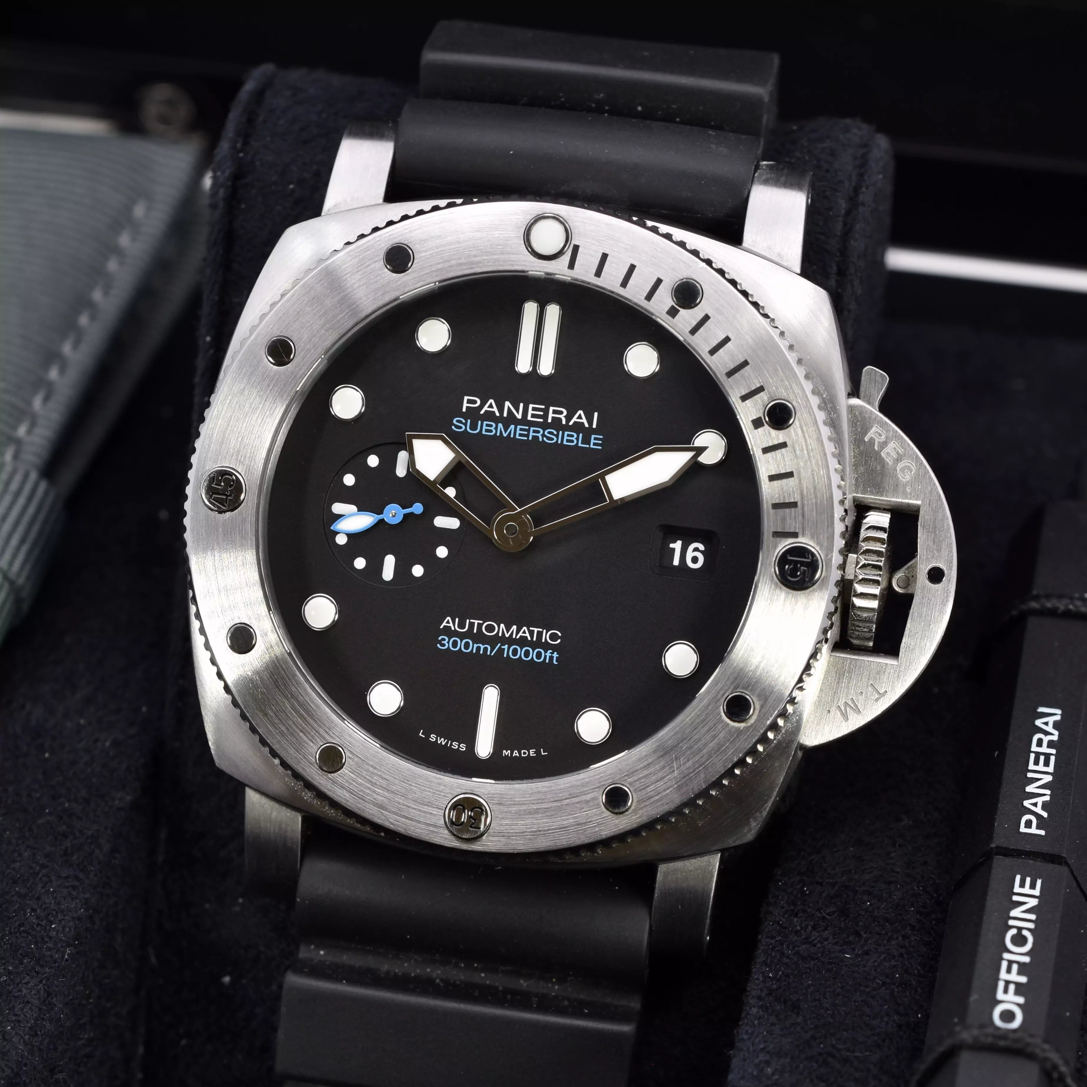 Panerai Submersible 44mm Automatic PAM01229 2023