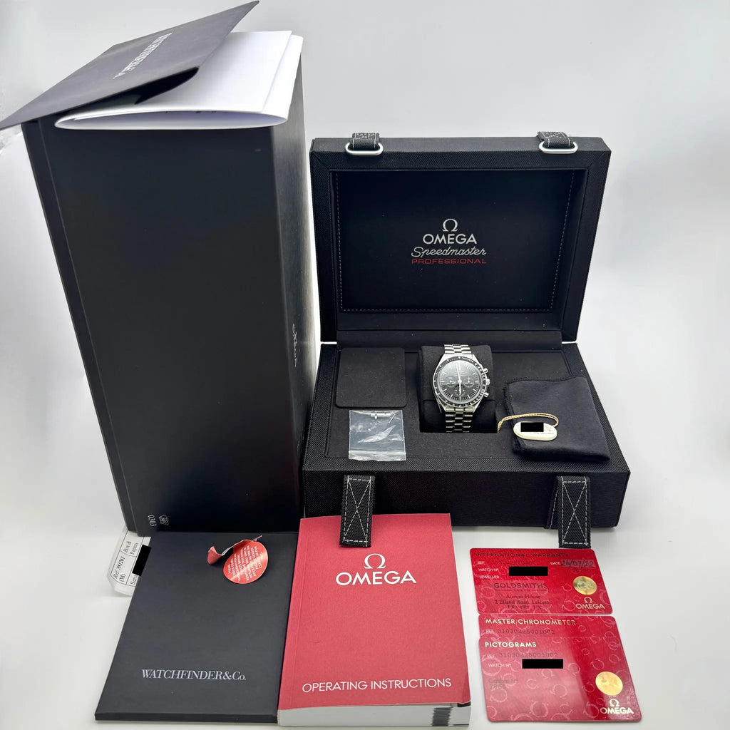 OMEGA Speedmaster Sapphire 2022 310.30.42.50.01.002 2022