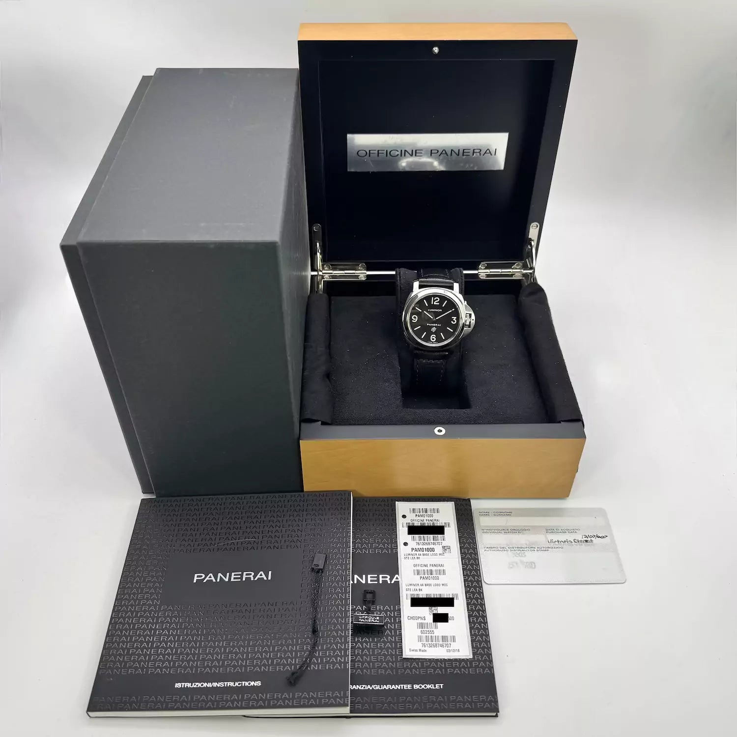 Panerai Luminor 44mm Manual Wind PAM01000 2017