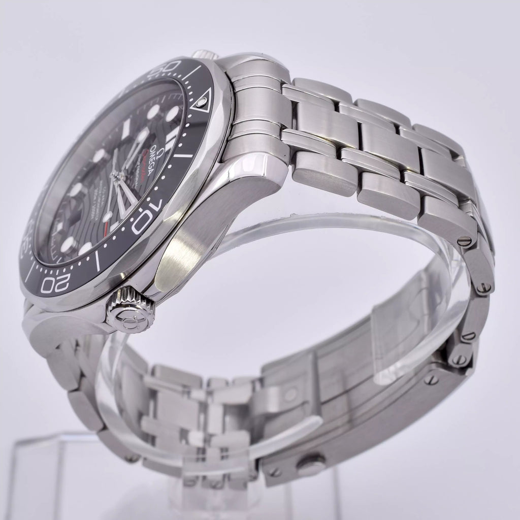 OMEGA Seamaster 300m Co-Axial 210.30.42.20.01.001 2020