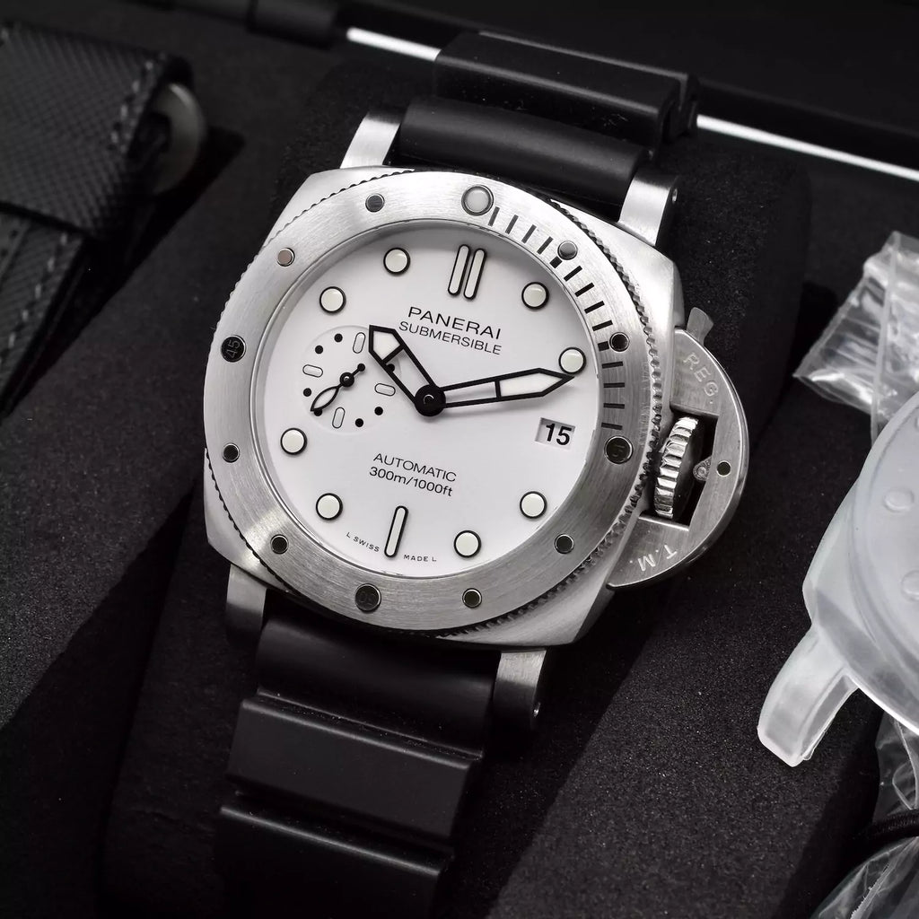 Panerai Submersible Bianco 42mm PAM01223 2021