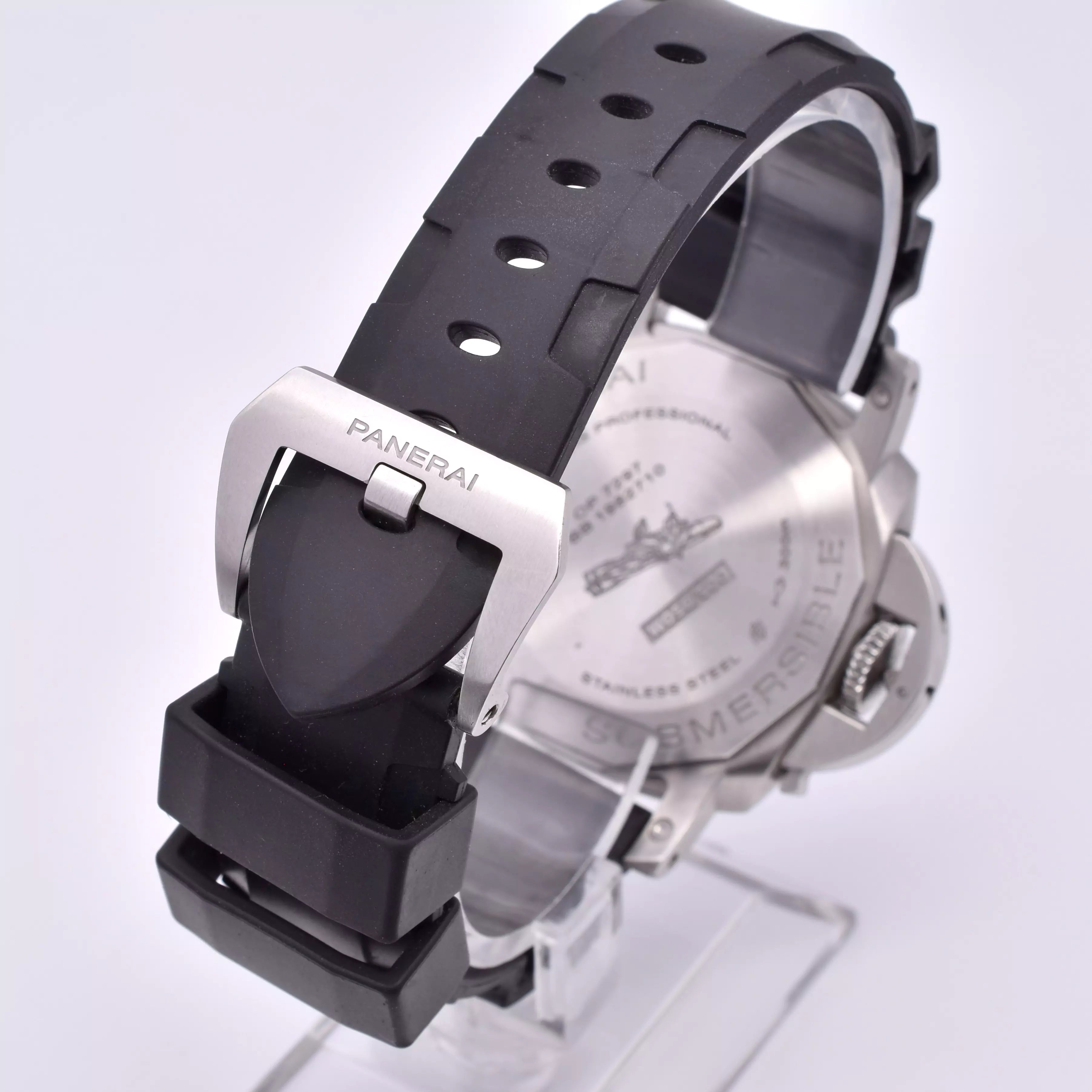 Panerai Submersible 42mm Online Exclusive PAM01209 2021