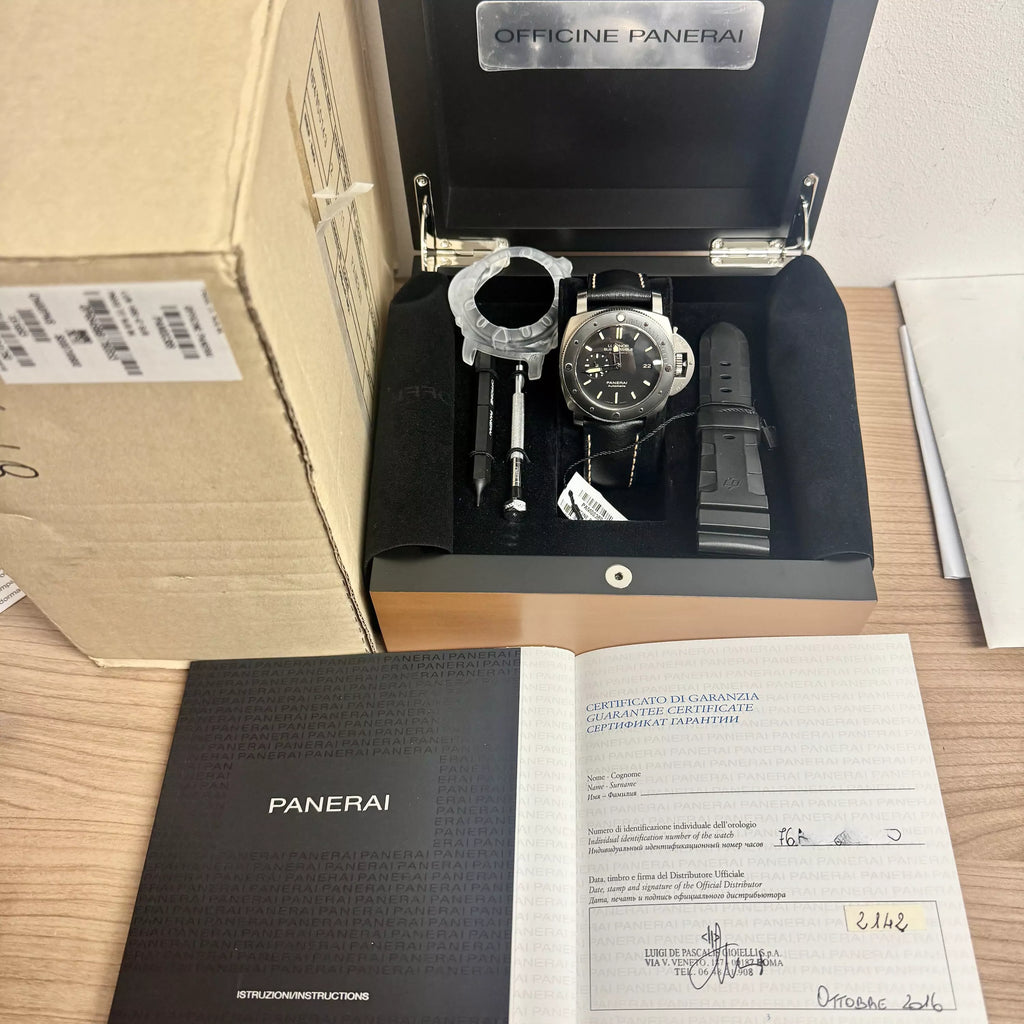 Panerai Submersible 47mm Titanio Amagnetic PAM00389 2016
