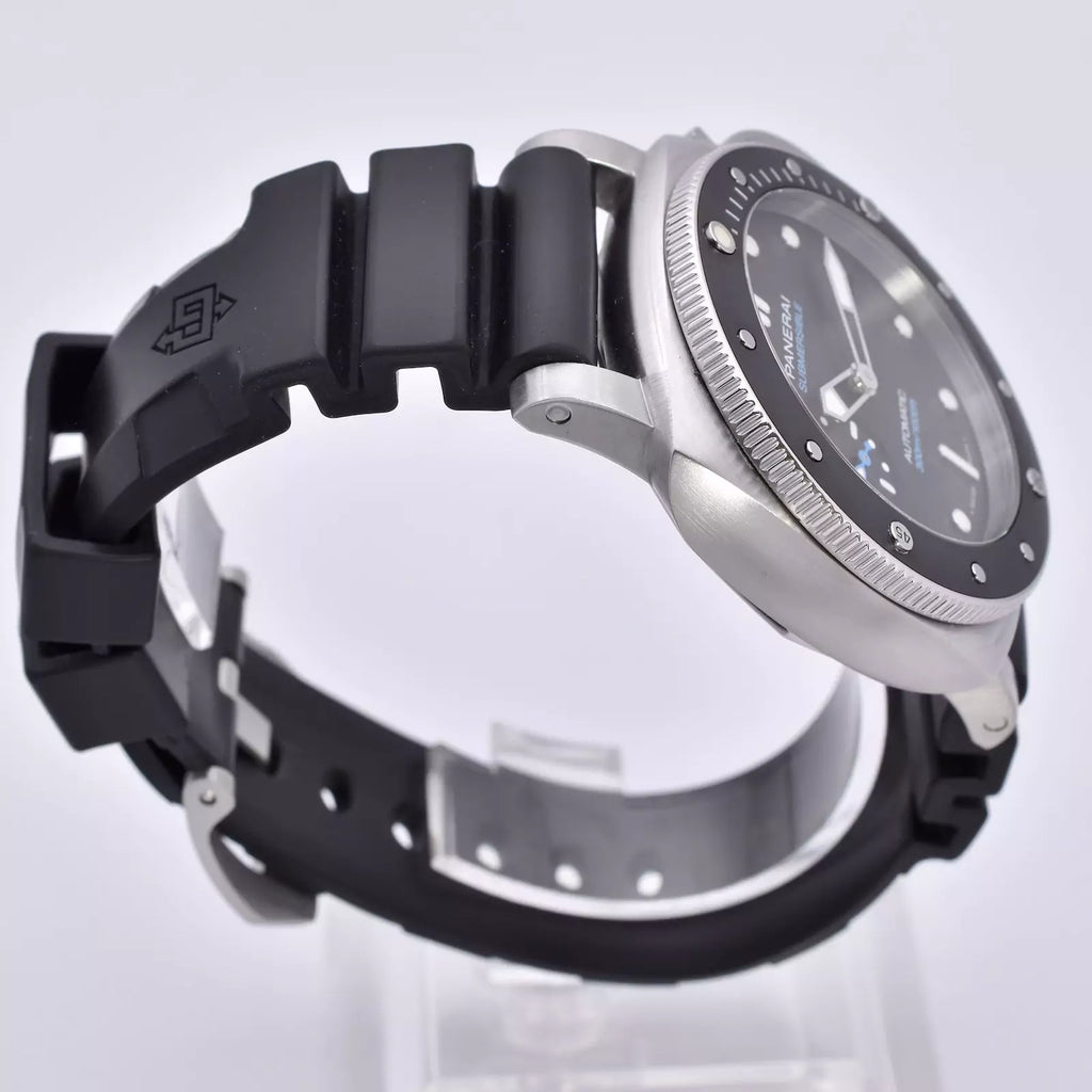 Panerai Submersible 42mm Black Dial PAM00683 2022