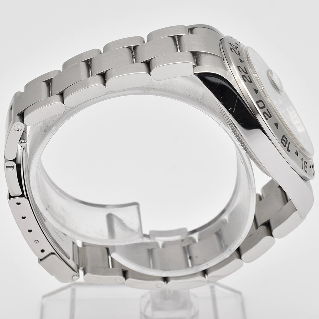 Rolex Explorer II Black 3186 16570 2011 Box & Papers, Serial no. V672194 – Pre-owned Watch | Wiseman's Watches