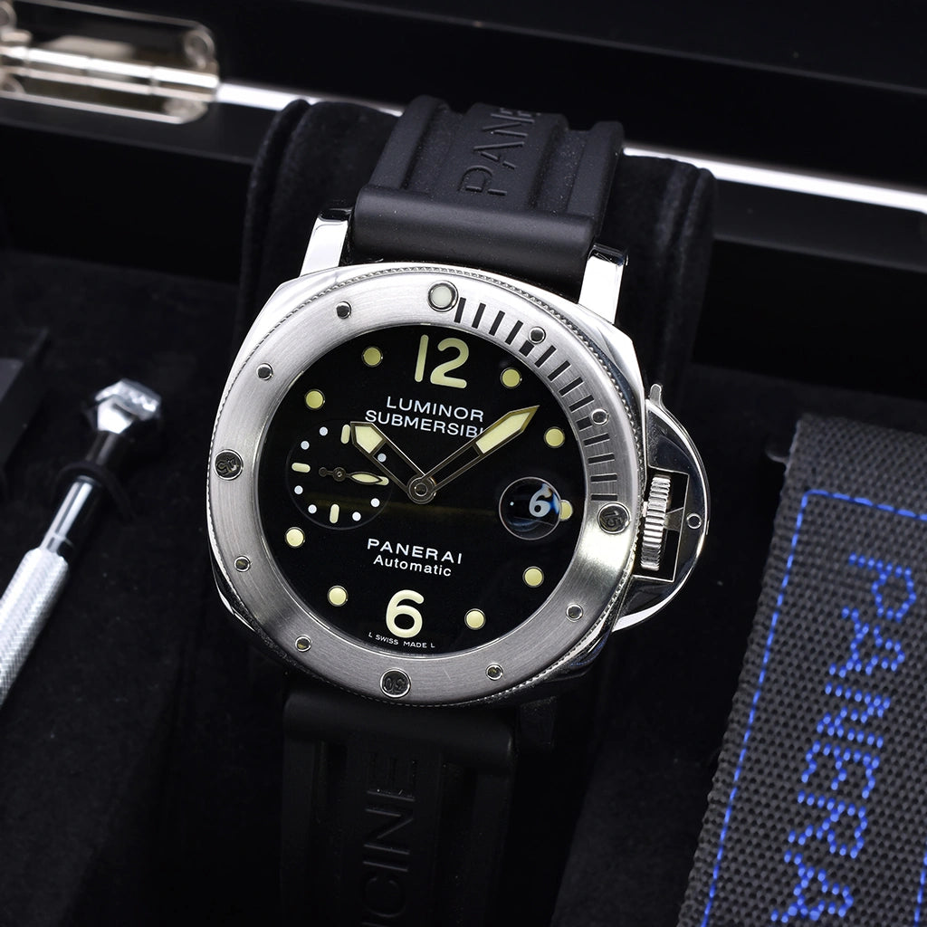 Panerai Submersible 44mm PAM00024 2016 Fully Serviced 2024