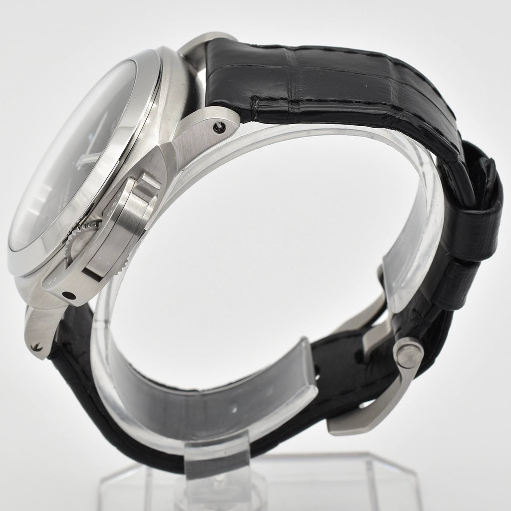 Panerai Luminor Quaranta 40mm PAM01372 Box & Papers 2026