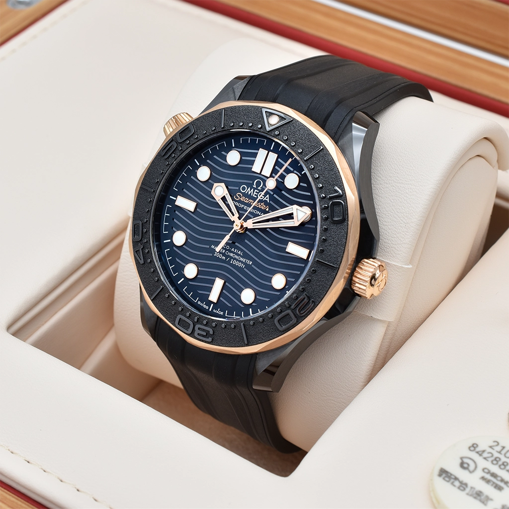 Omega Seamaster Diver 300M Master Co-Axial 43.5 Sedna Black 2025 Box & Papers 210.62.44.20.01.001