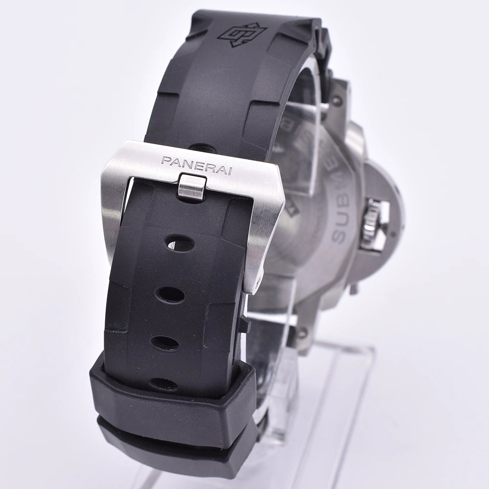 Panerai Luminor Submersible Bianco 42mm 3 Days PAM02223 2024