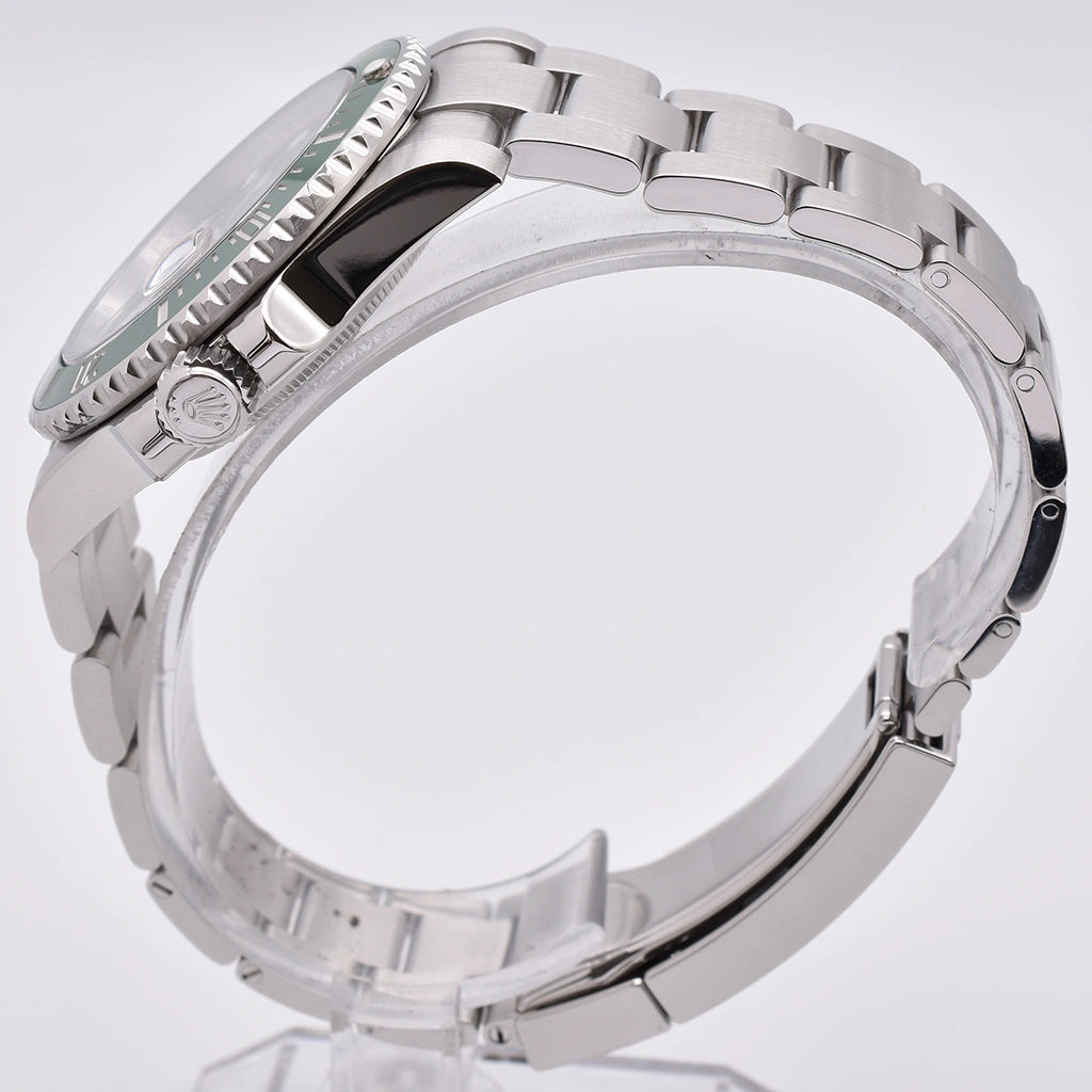 Rolex Submariner 40mm Box & Papers G Serial 116610LV Hulk 2010 Box & Papers, Serial no. G006776 – Pre-owned Watch | Wiseman's Watches
