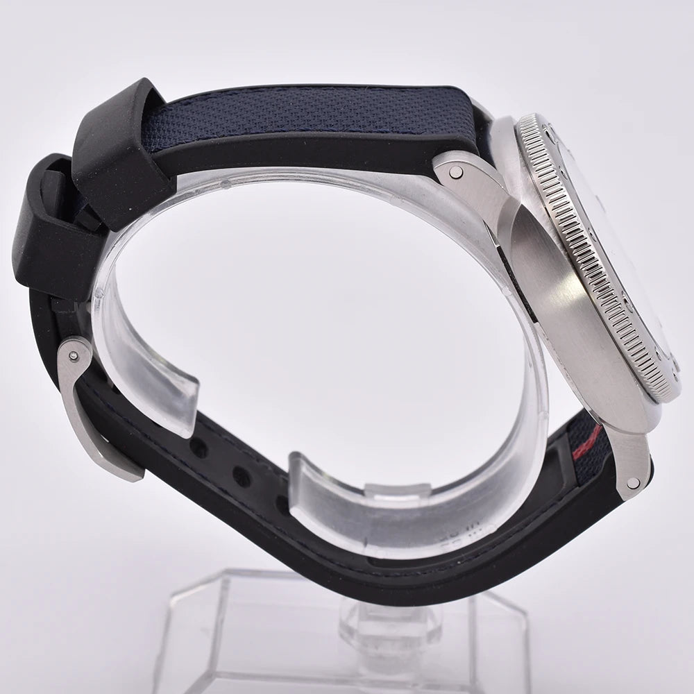 Panerai Submersible Luna Rossa 44mm PAM01391 2024