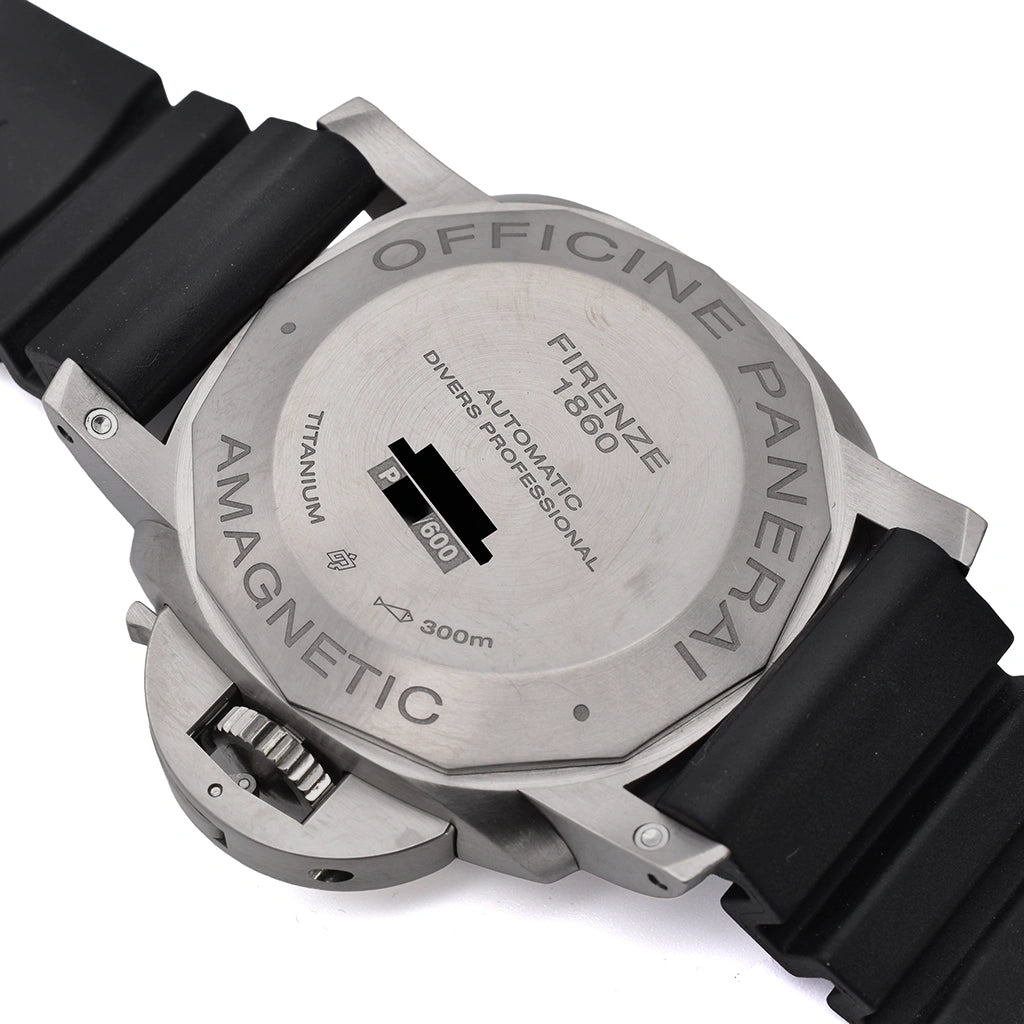 Panerai Submersible 47mm Titanio Amagnetic PAM00389 2014