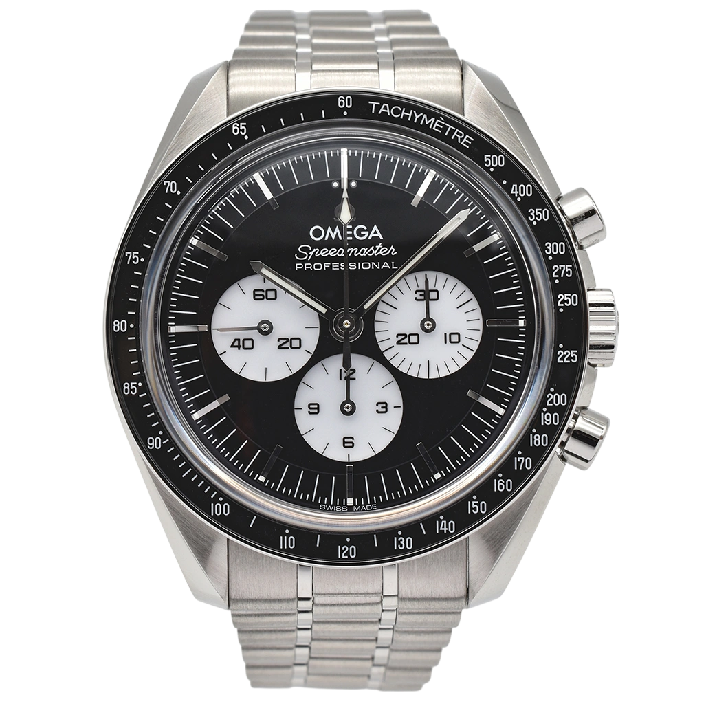 OMEGA Speedmaster Moonwatch Reverse Panda Sapphire 310.30.42.50.01.004 2026 Box & Papers
