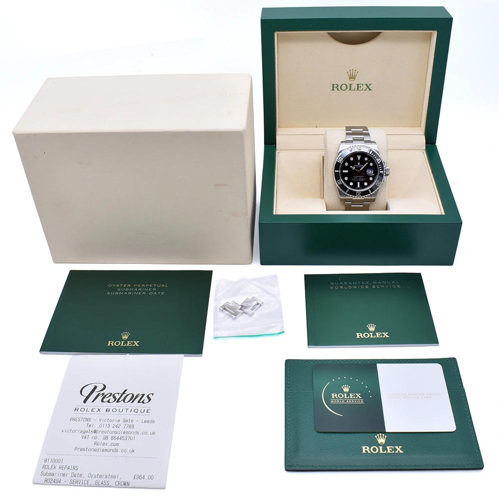 Rolex Submariner 40mm Box & Service 12/2025 Card 116610LN 2015