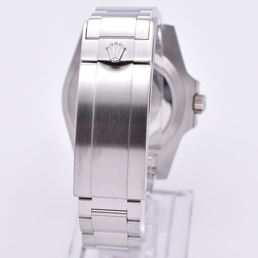 Rolex Submariner 40mm Box & Service 12/2025 Card 116610LN 2015