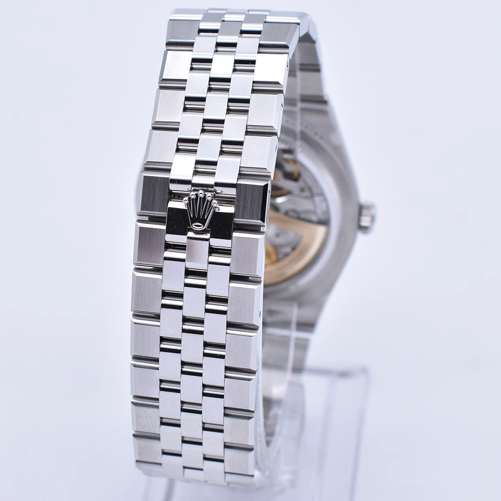 Rolex Land-Dweller 40 Oystersteel/White Gold Model no. 127334 2026 Box & Papers