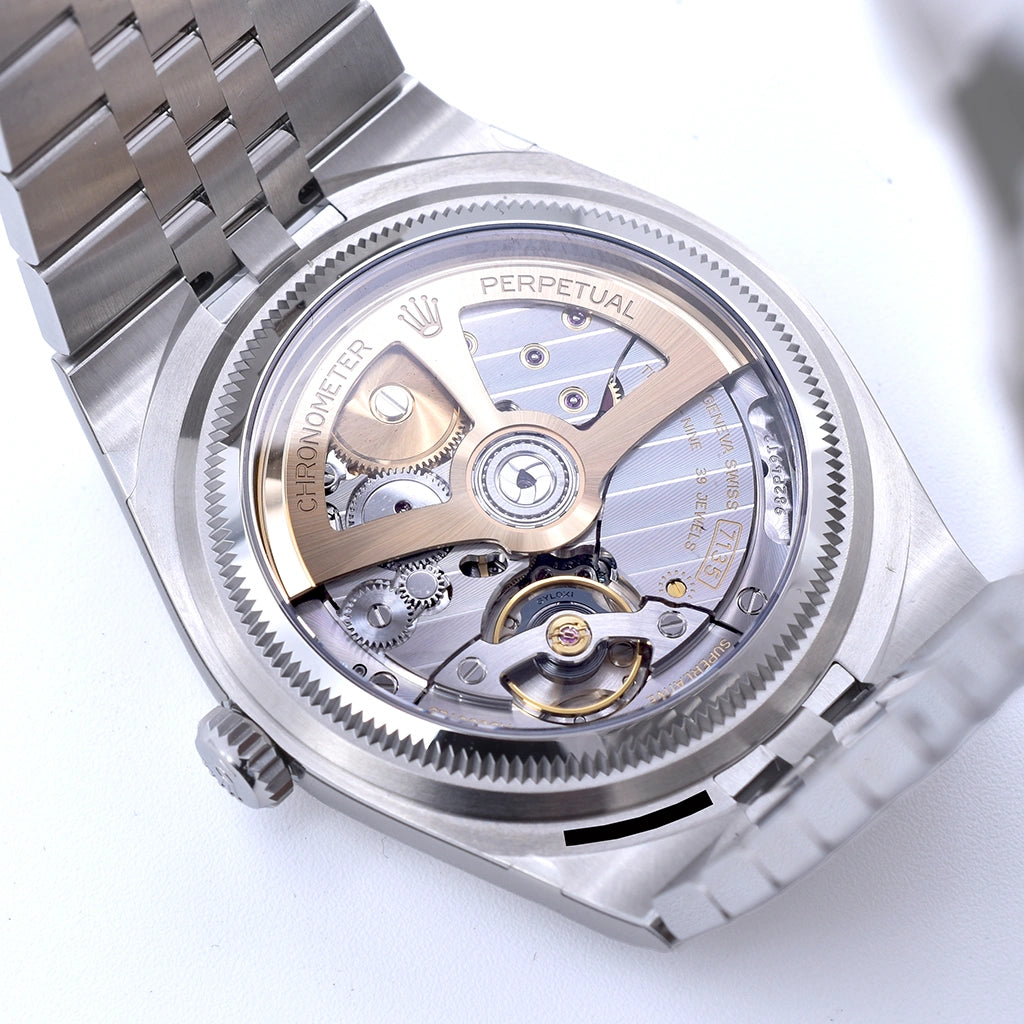 Rolex Land-Dweller 40 Oystersteel/White Gold Model no. 127334 2026 Box & Papers