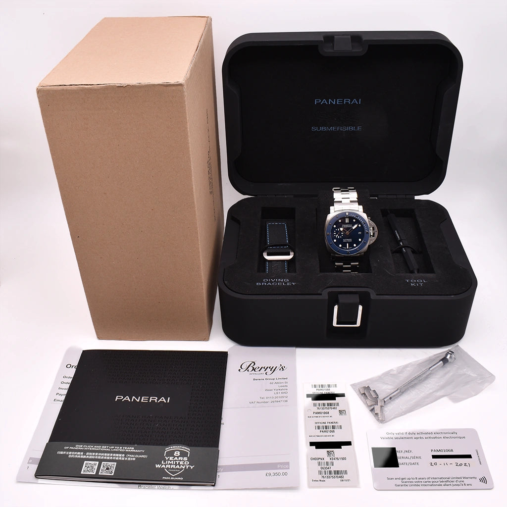 Panerai Submersible Blu Notte 42mm PAM01068 2021 Box & Papers