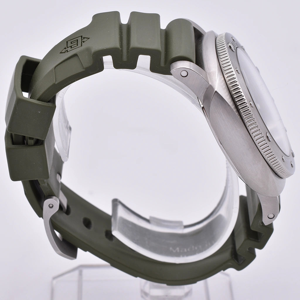 Panerai Submersible 1950 Verde Militare 42mm PAM01055 Box & Papers