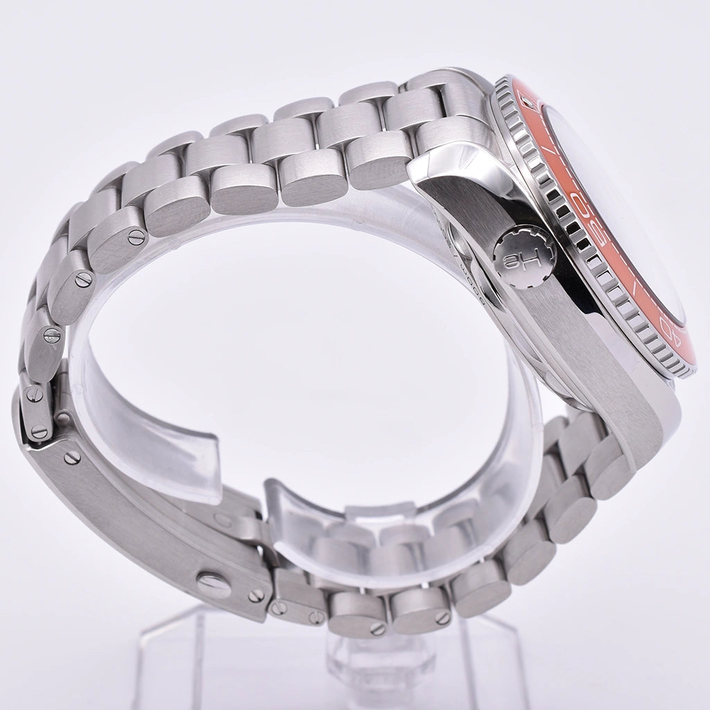 OMEGA Planet Ocean 600m Co-Axial 215.30.46.51.99.001 2020 Box & Papers