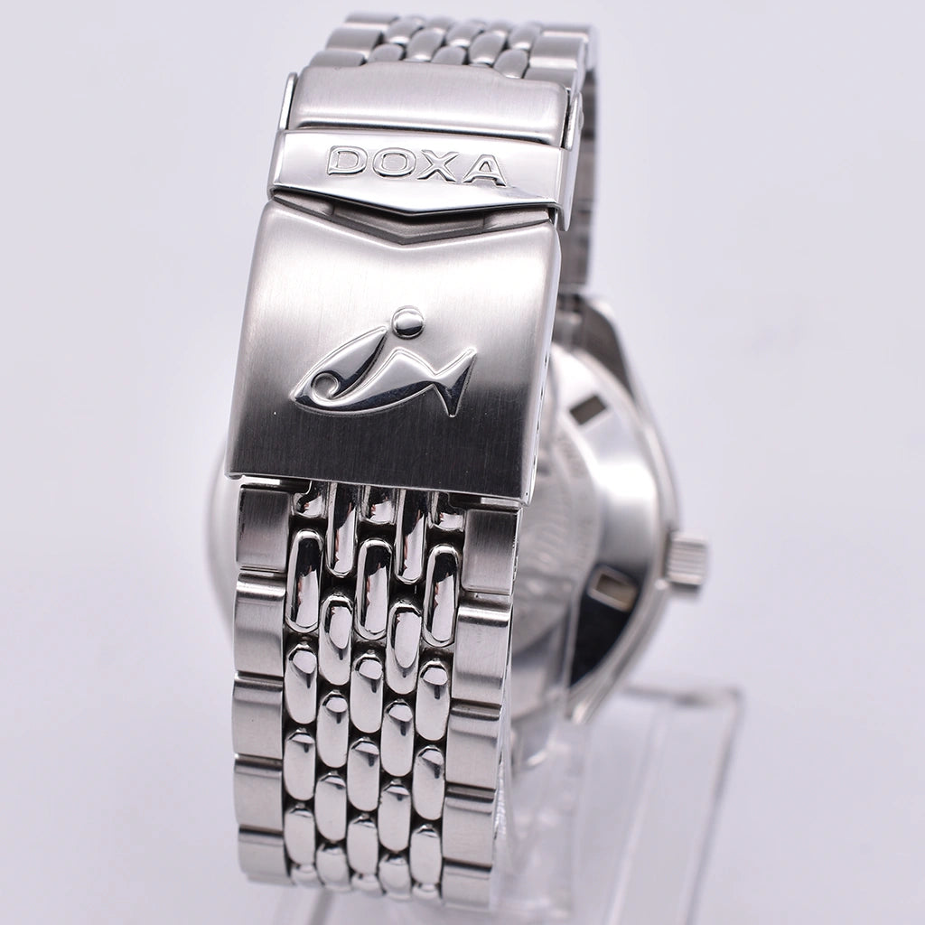 Doxa Sub 200 Sharkhunter 799.10.101.10 Full Set Box & Papers