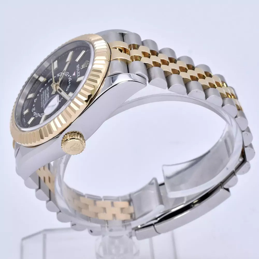 Rolex Sky-Dweller Jubilee 42mm 326933 2023