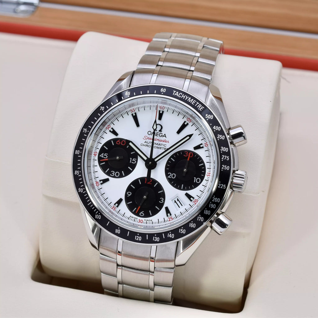 OMEGA Speedmaster Date 40mm 2018 323.30.40.40.04.001 2018