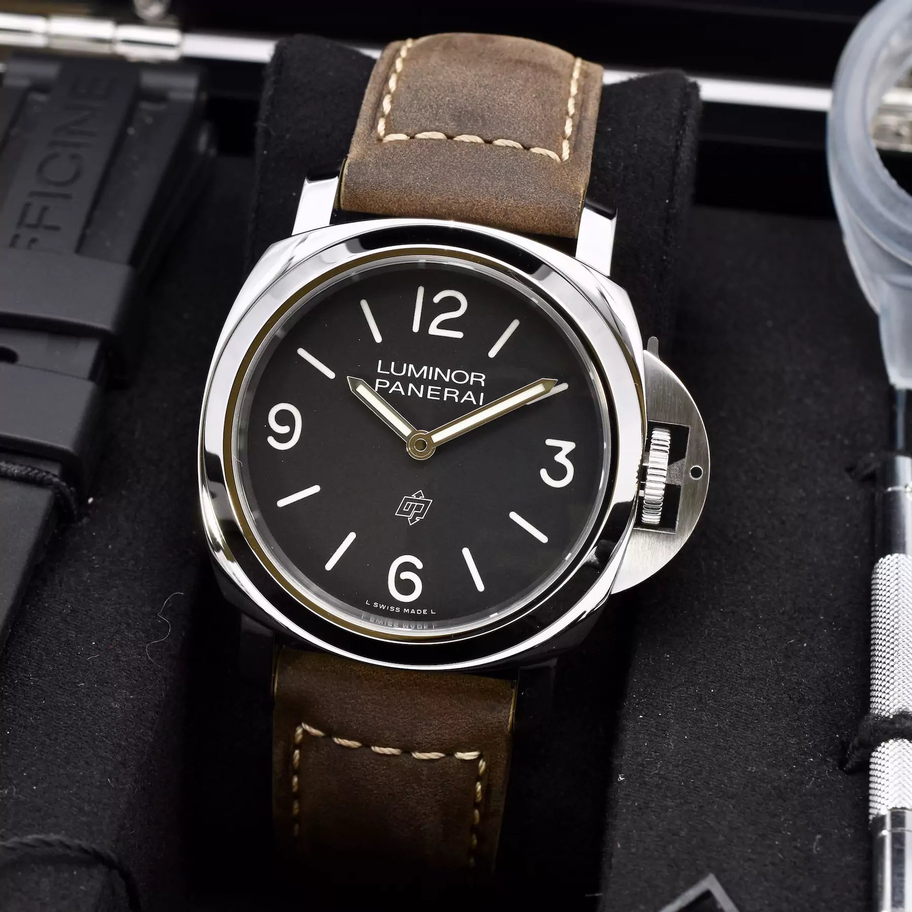 Panerai Luminor Base Logo PAM01086 2022