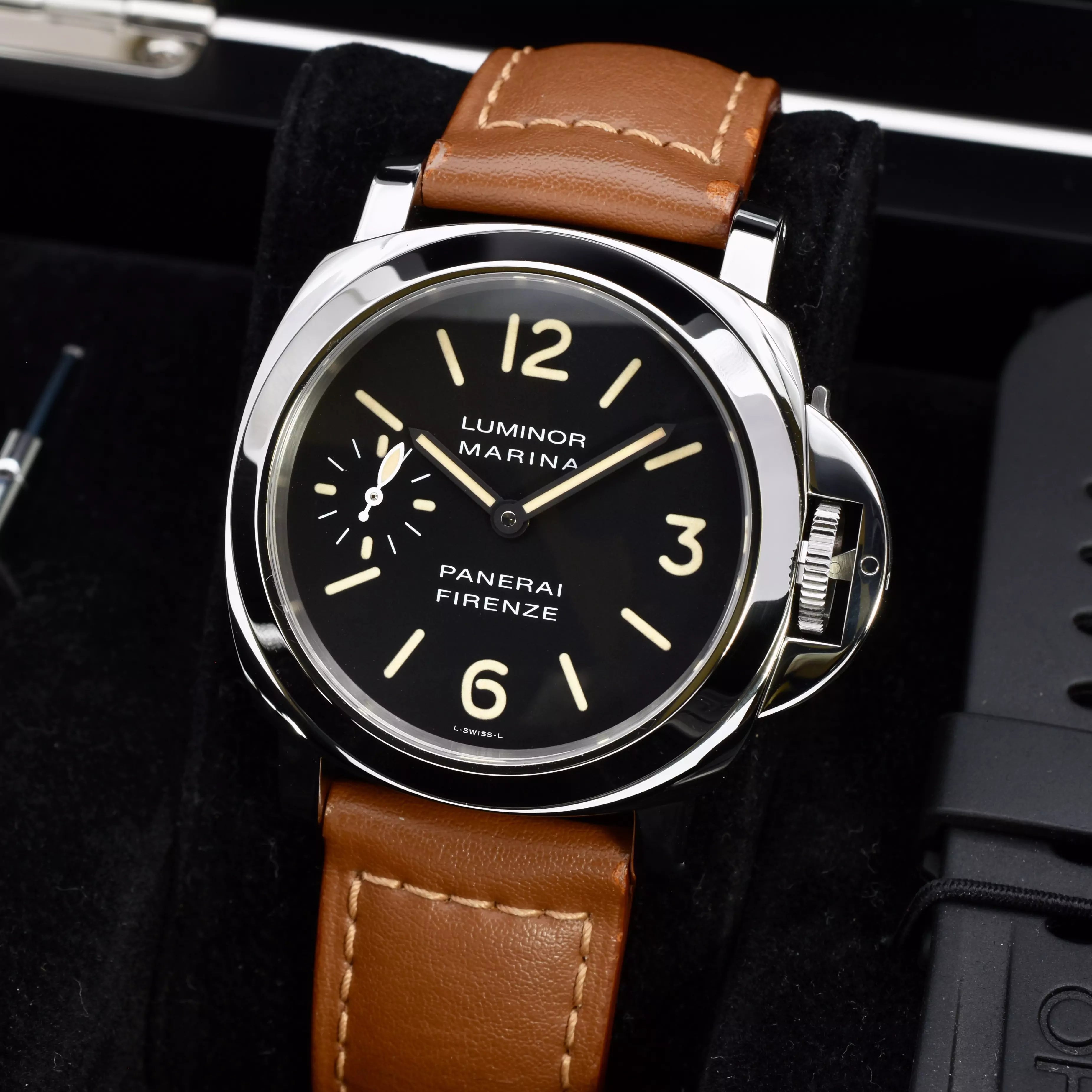 Panerai Luminor Firenze Boutique PAM00001 2014