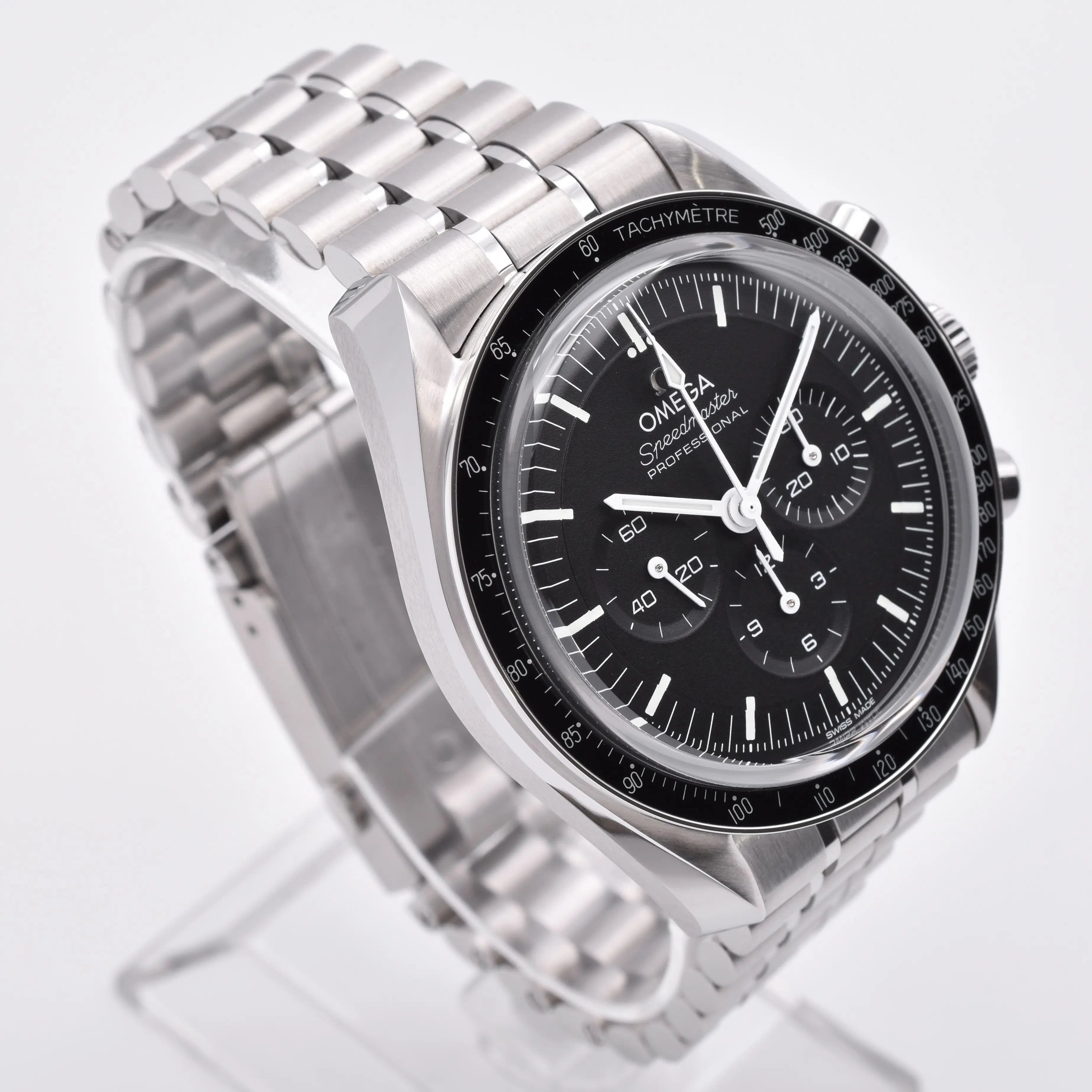 OMEGA Speedmaster Sapphire 2022 310.30.42.50.01.002 2022