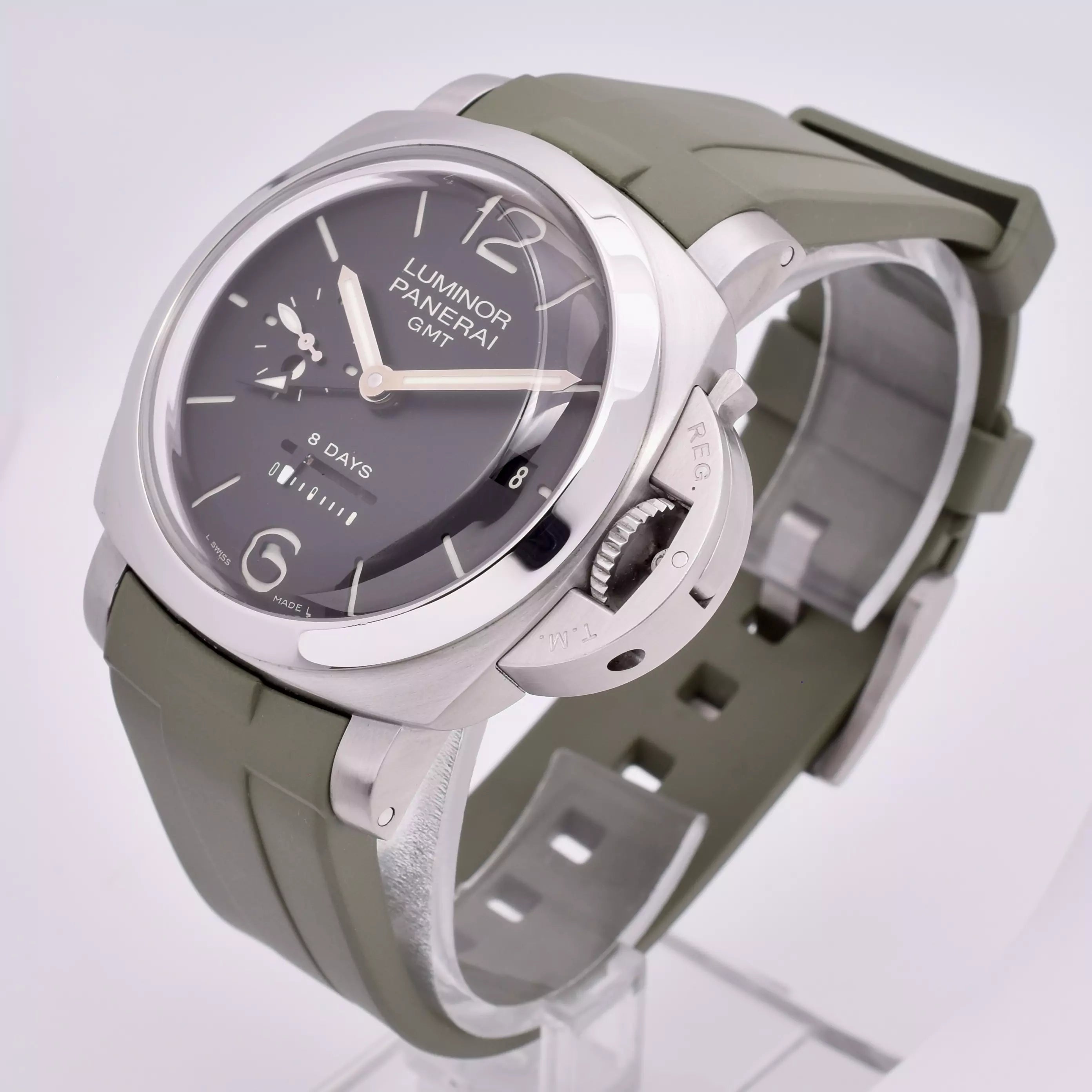 Panerai Luminor Dot Dial Box & Papers PAM00233 2008
