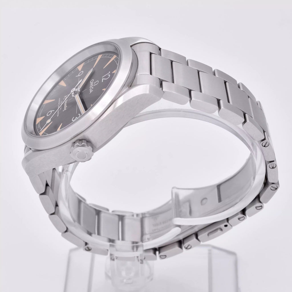 OMEGA Railmaster 2019 Box & Papers 220.10.40.20.01.001 2019