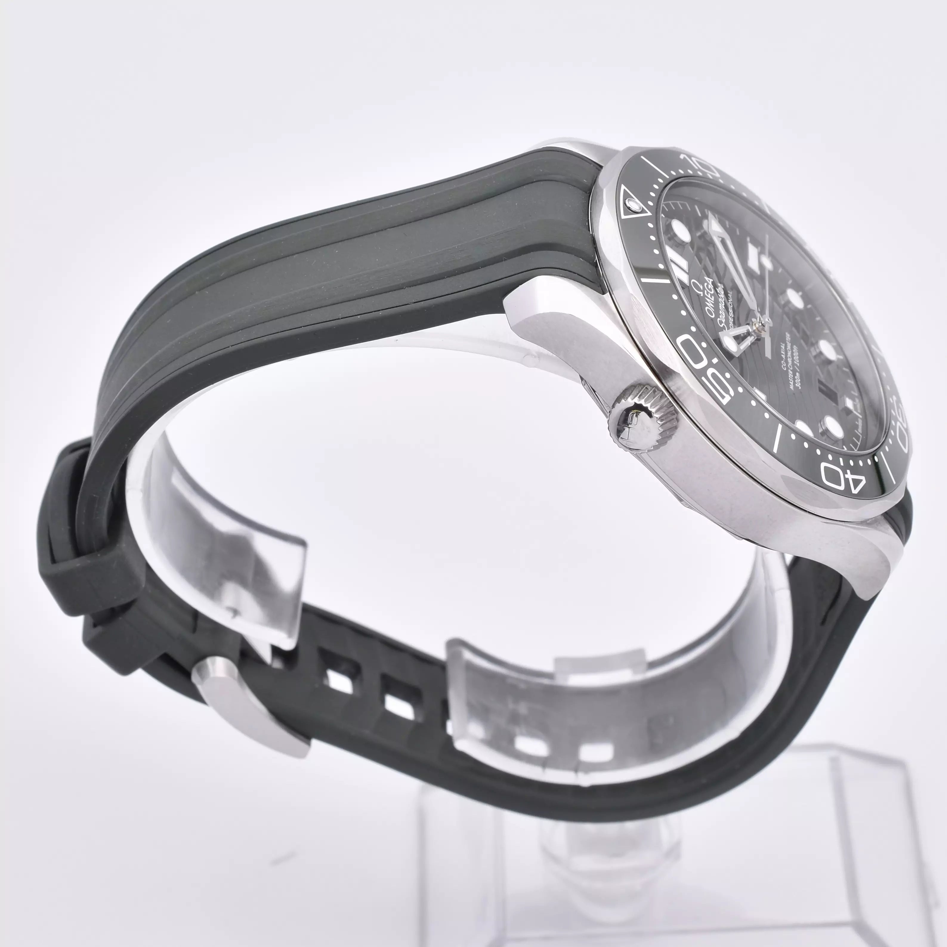OMEGA Seamaster 300m Co-Axial Green 210.32.42.20.10.001 2022