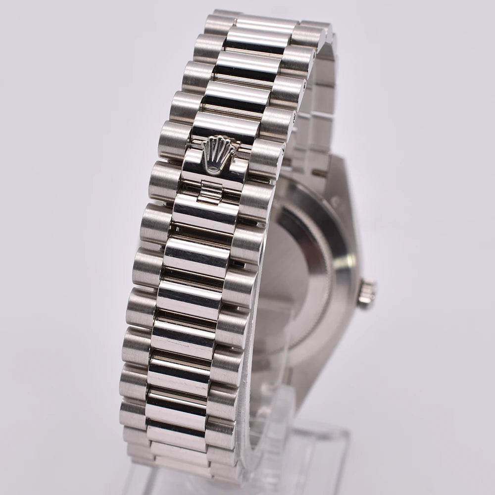 Rolex Day-Date 40 Ice Blue Diagonal Motif Fully Serviced 228206-0004 2015