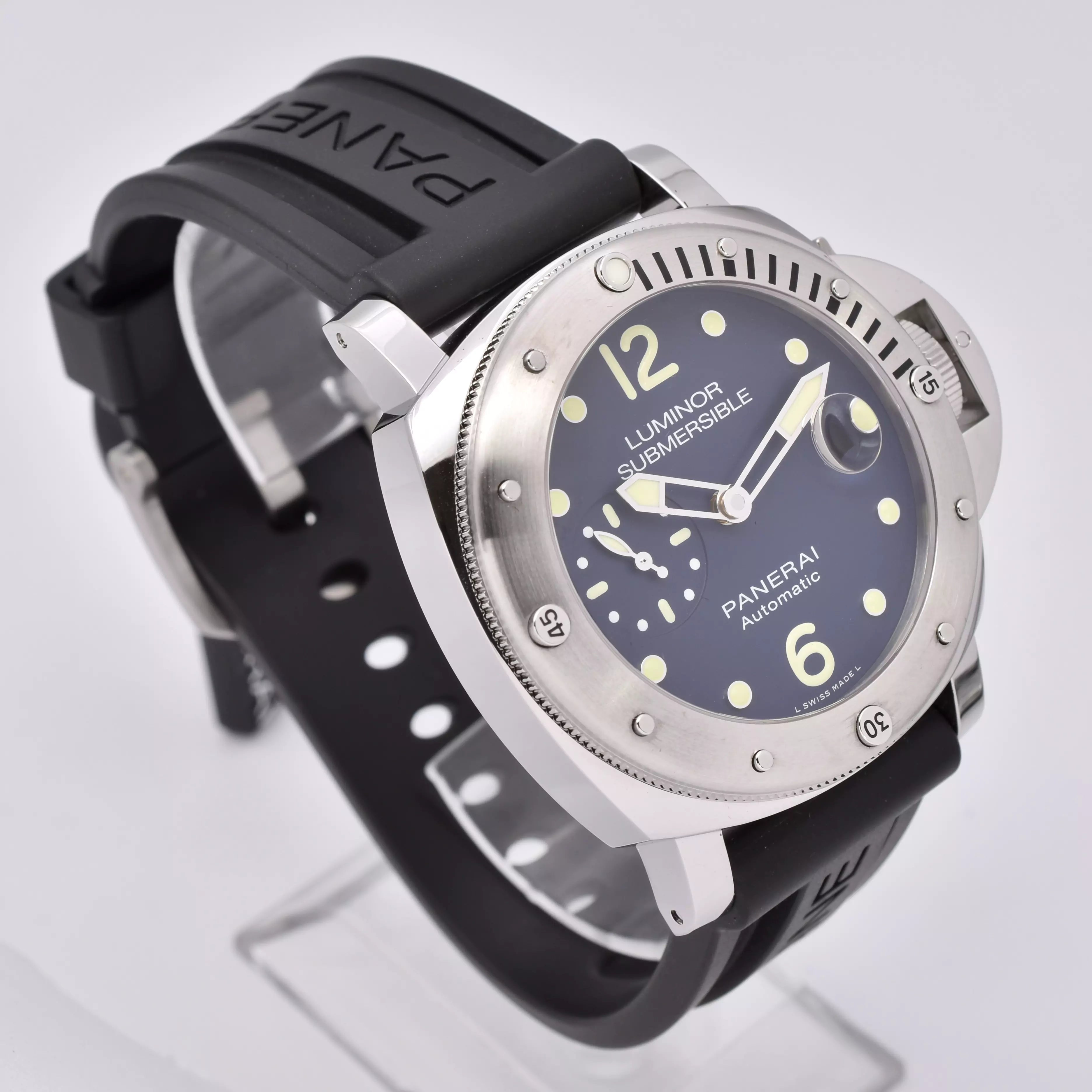 Panerai Submersible 100 Units Edition PAM00731 2017