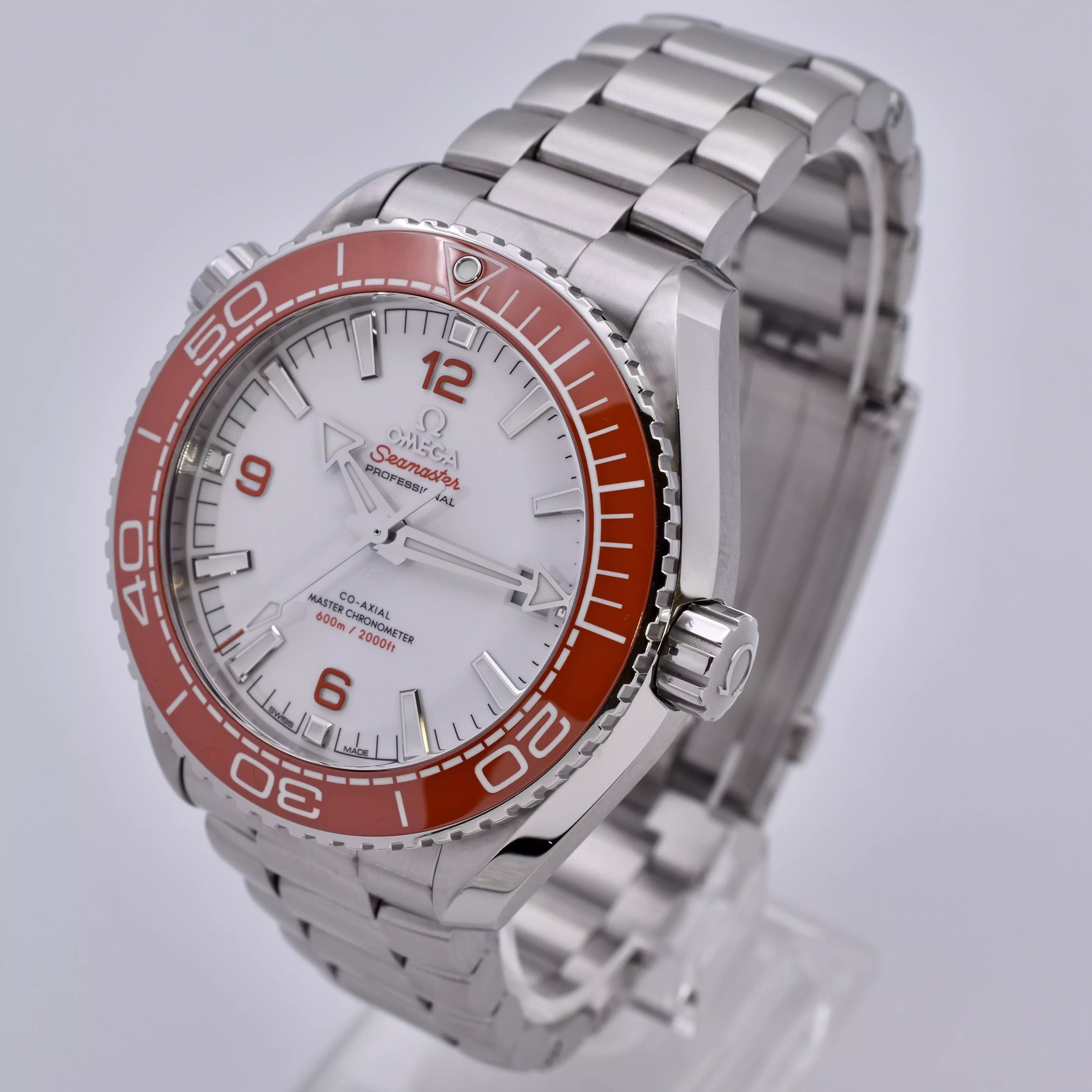 OMEGA Seamaster Planet Ocean 600m 43.5mm 215.30.44.21.04.001 2022