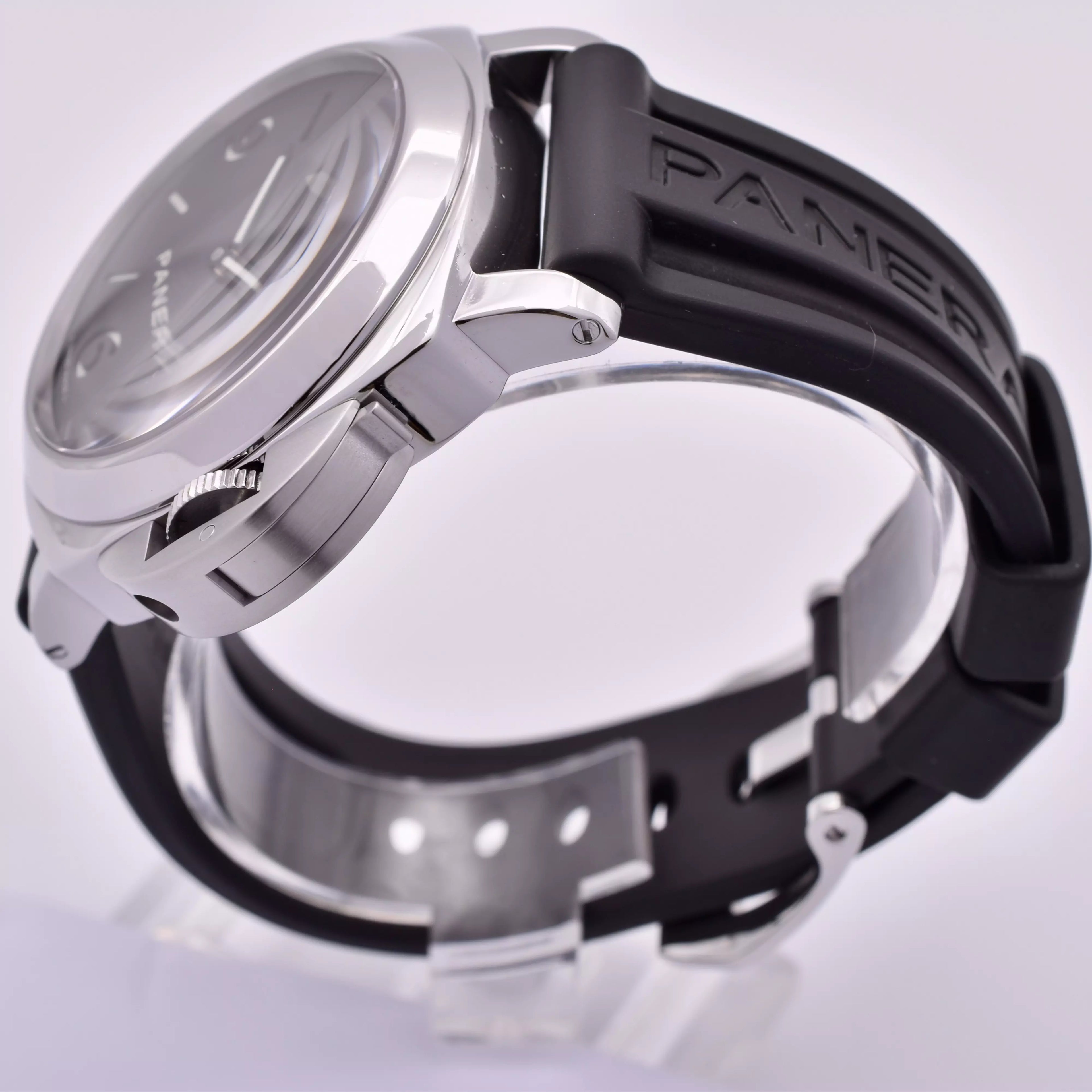 Panerai Luminor 44mm Stainless Steel PAM00112 2010