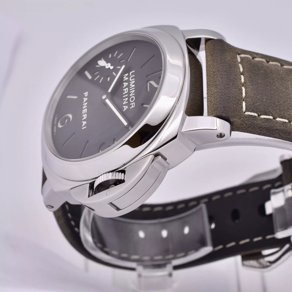 Panerai Luminor Base 44mm PAM00111 2012