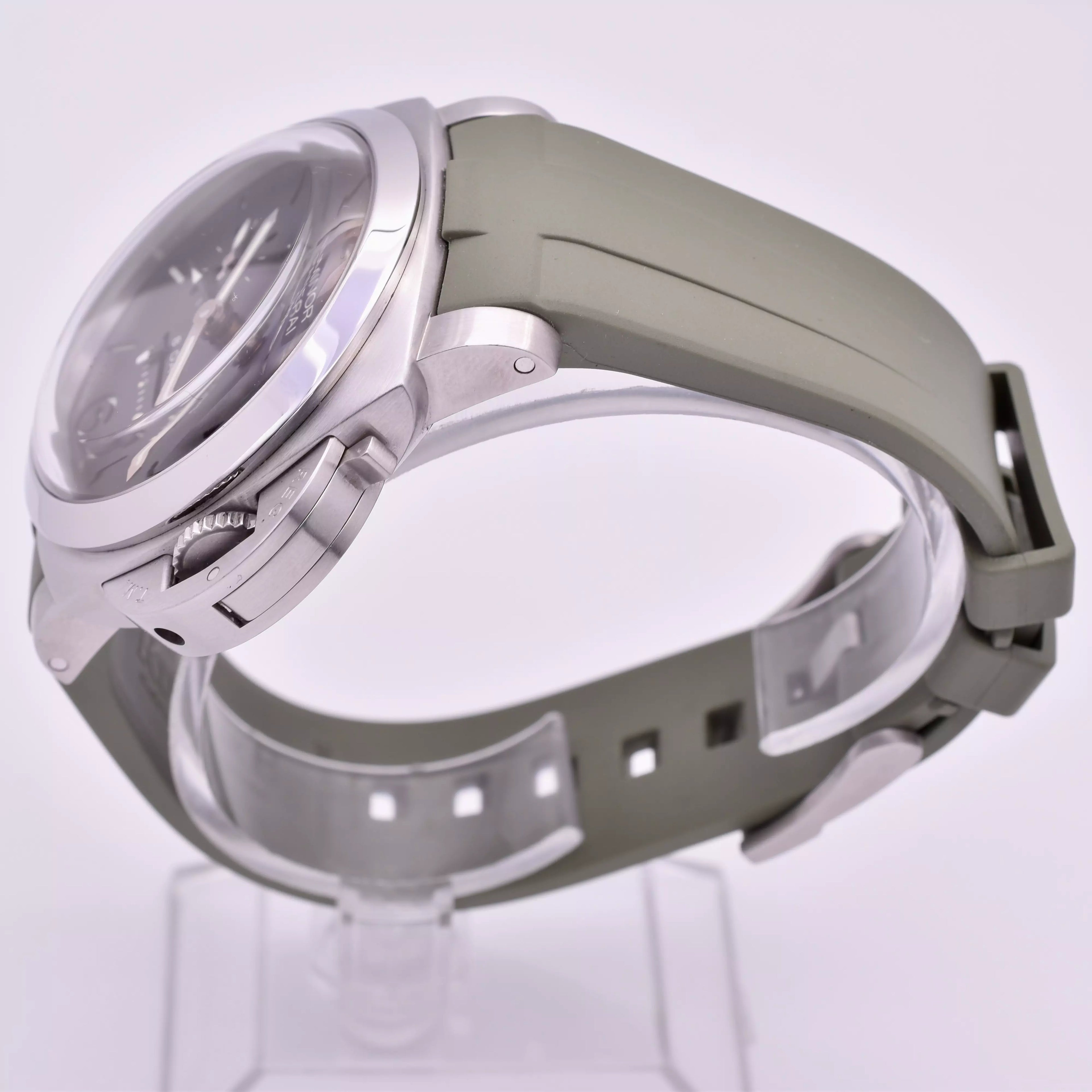Panerai Luminor Dot Dial Box & Papers PAM00233 2008