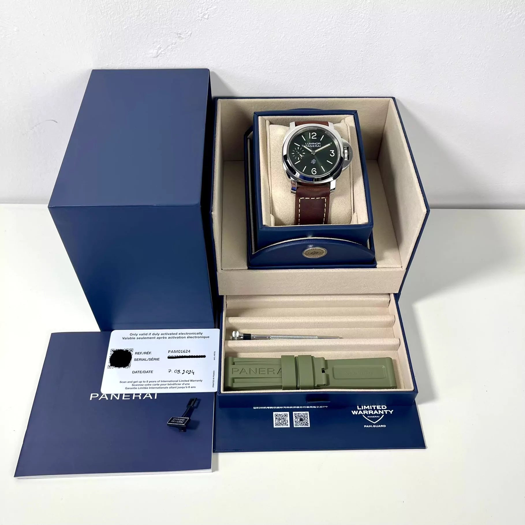 Panerai Luminor Boutique Exclusive 2024 PAM01624 2024