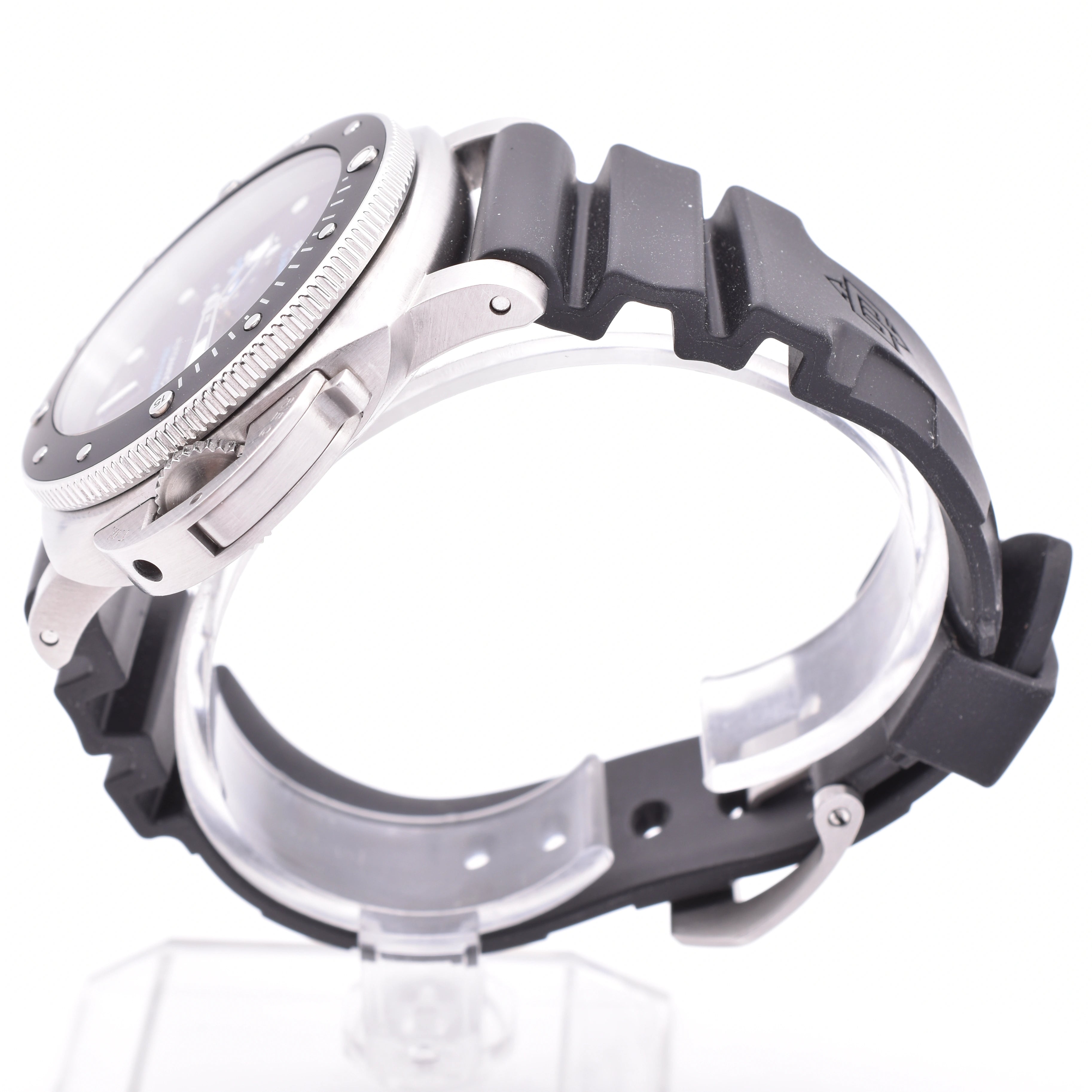 Panerai Submersible Automatic 3 days PAM00683 2022