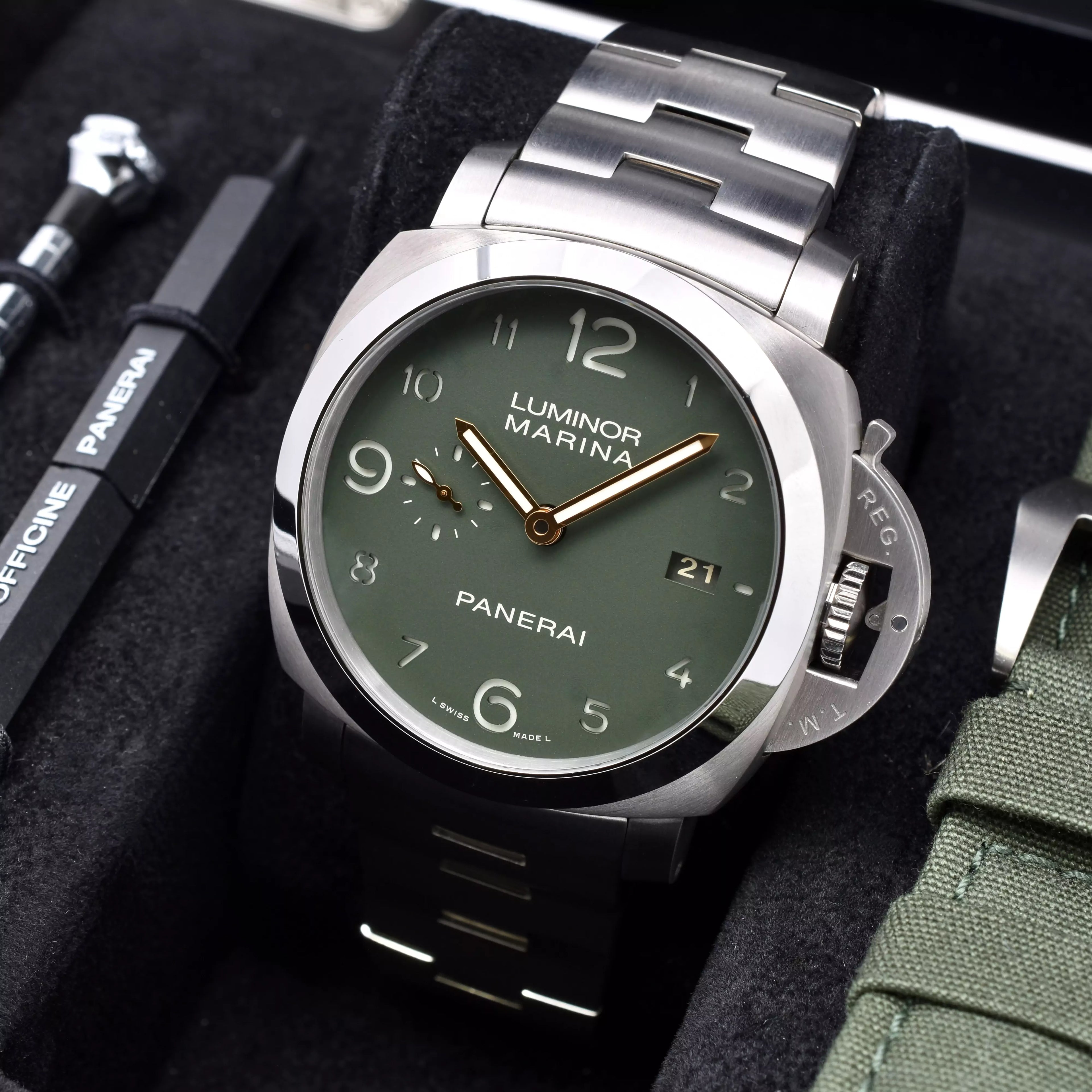 Panerai Luminor Harrods Edition 100 Units PAM00693 2019