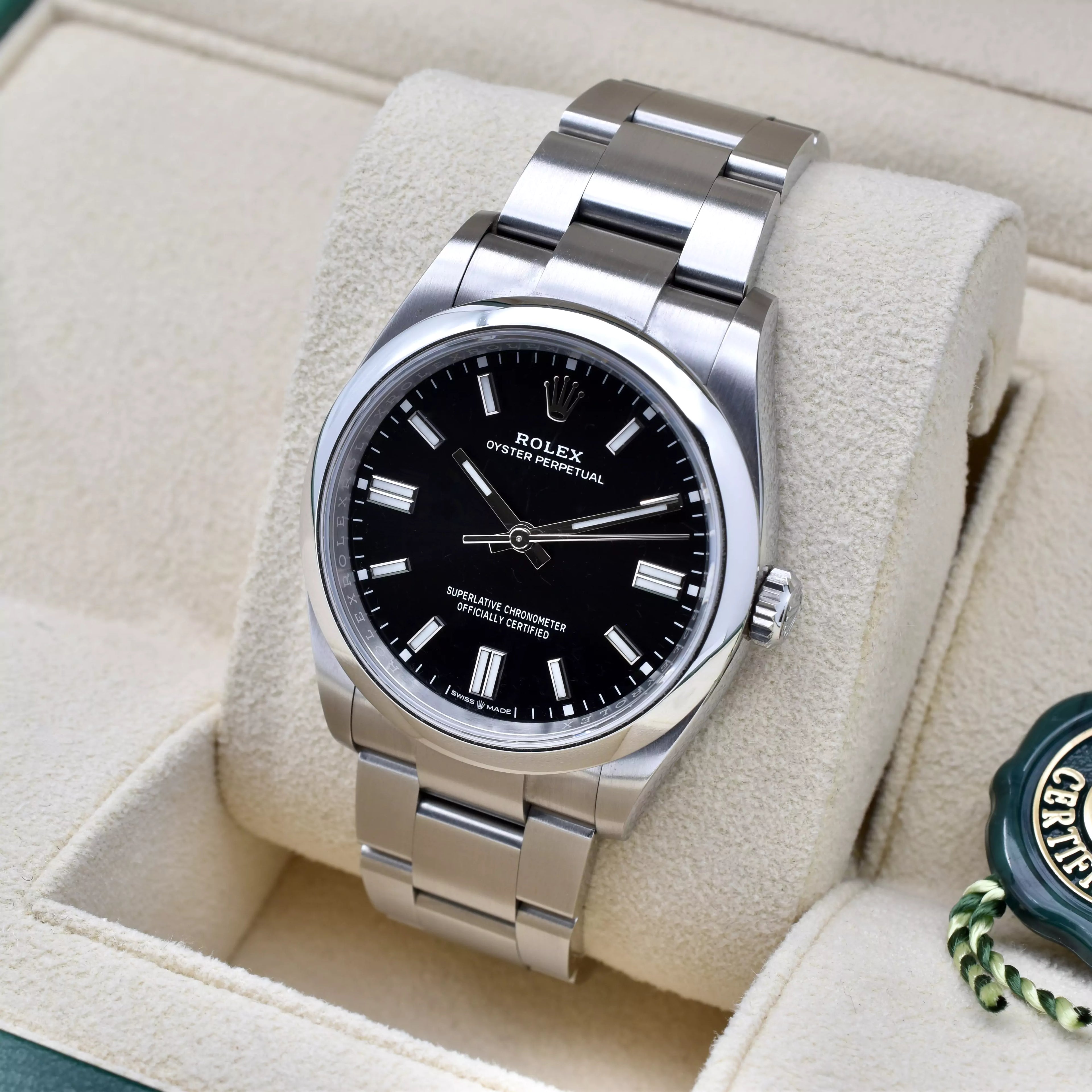 Rolex Oyster Perpetual 2022 Box & Papers 126000 2022