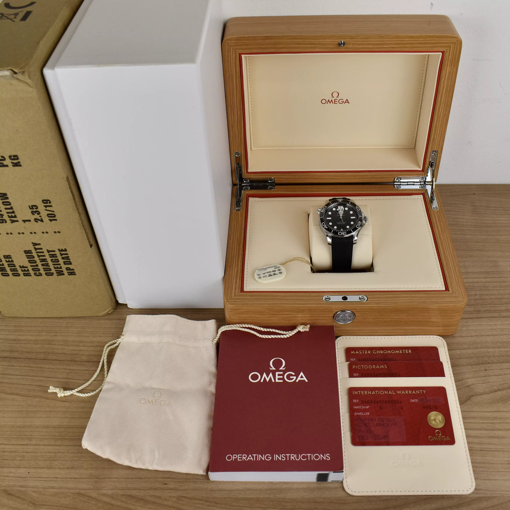 OMEGA Seamaster 300m Co-axial 210.32.42.20.01.001 2022