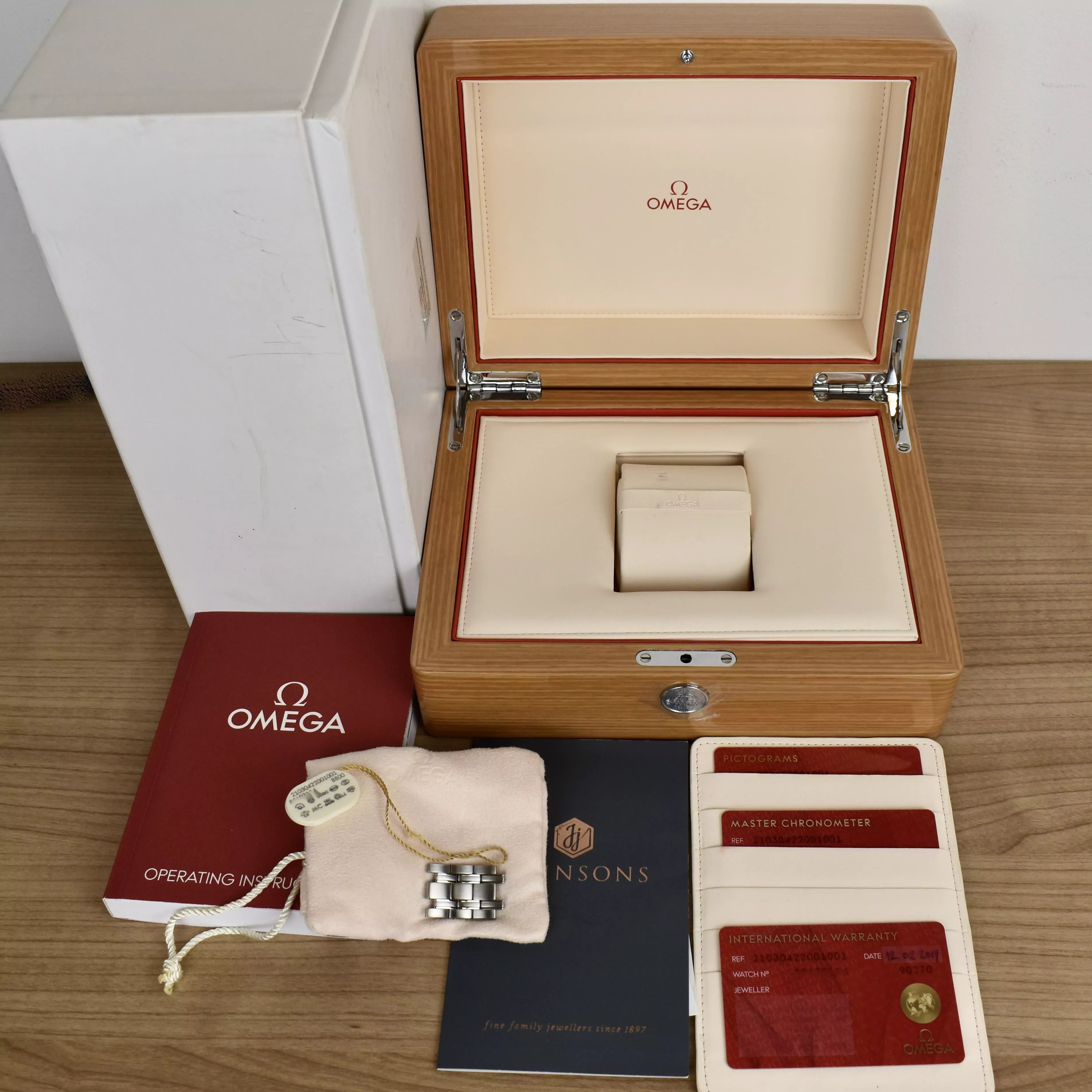 OMEGA Seamaster Diver 300m 210.30.42.20.01.001 2019