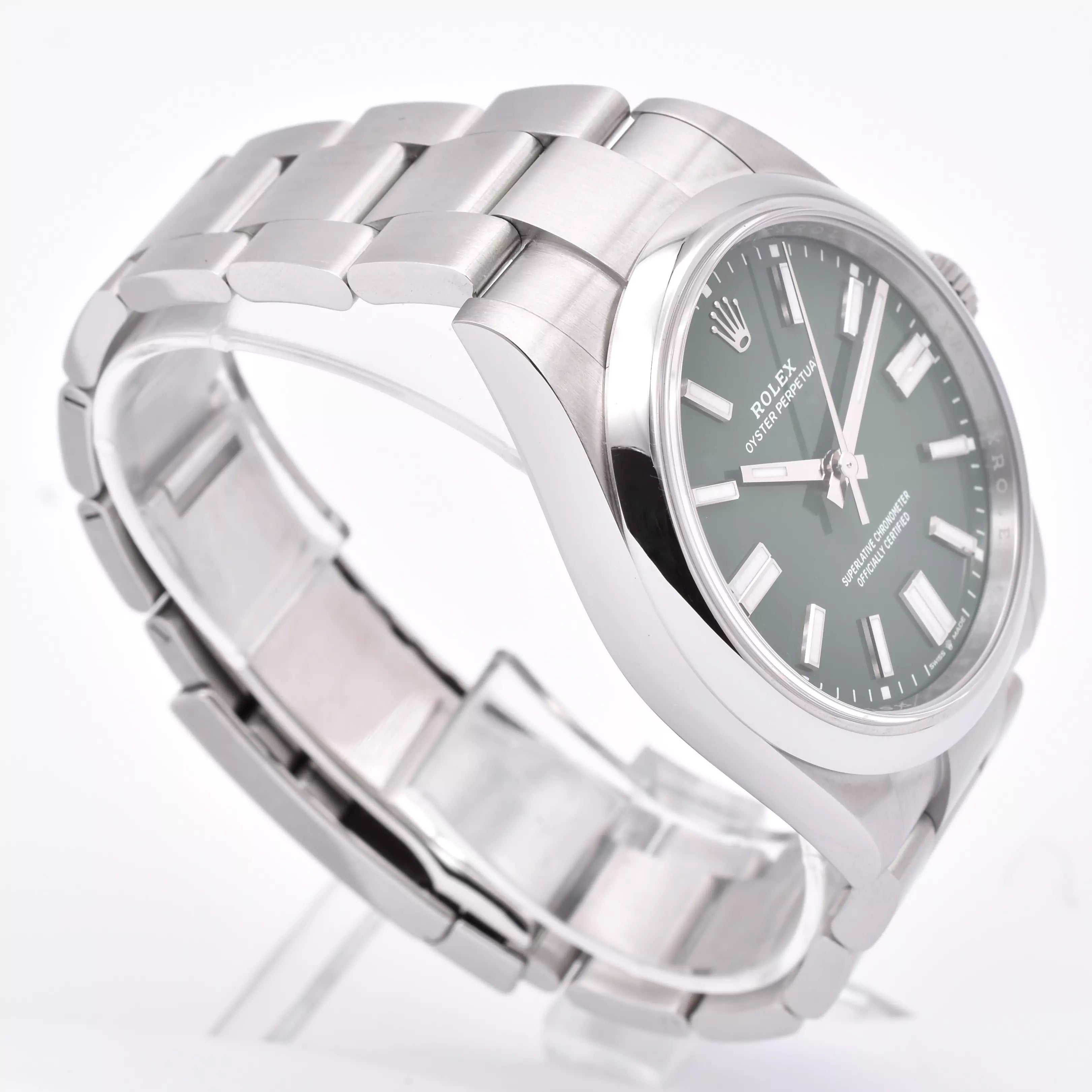Rolex Oyster Perpetual Green New 2025 134300 2025
