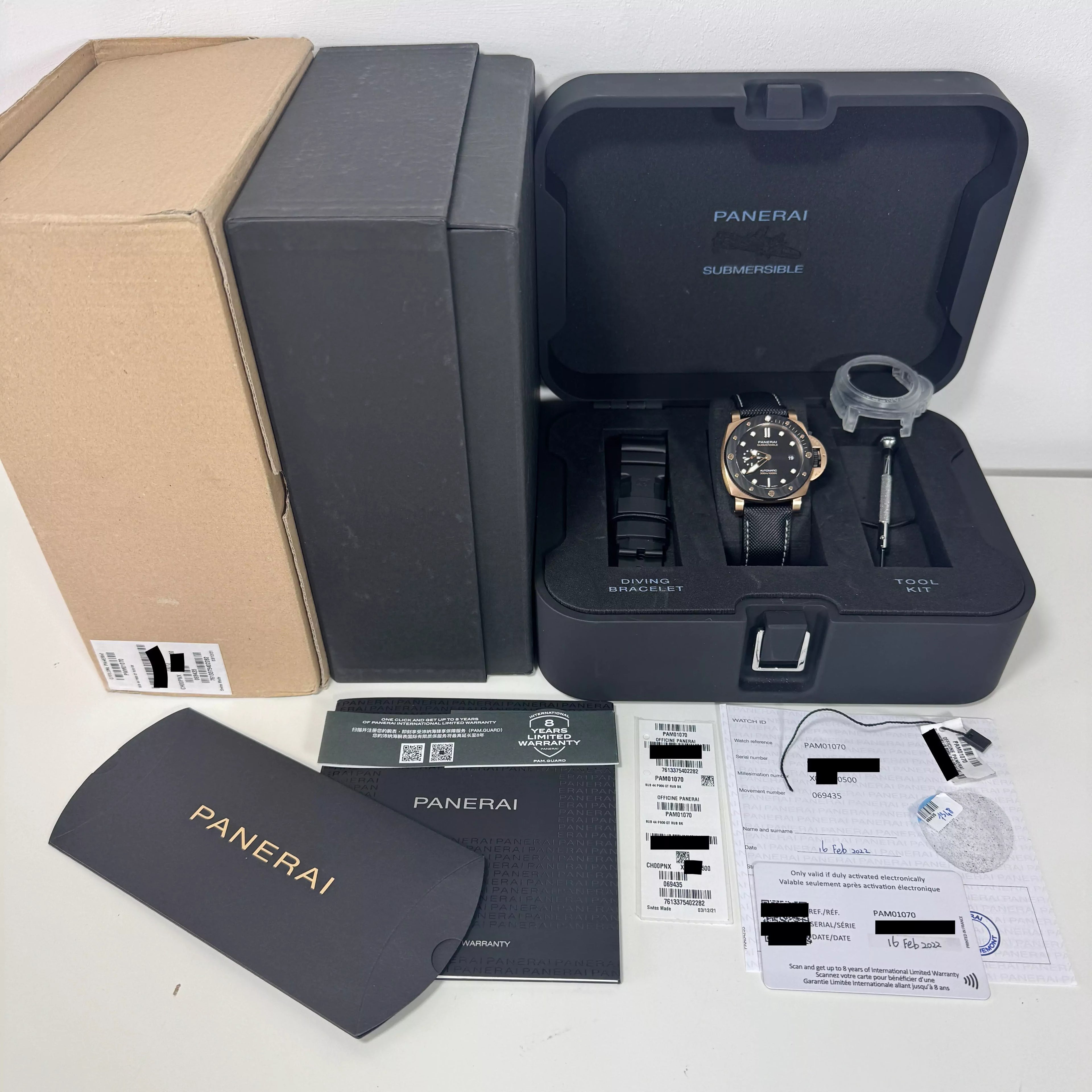Panerai Submersible QuarantaQuattro Orocarbo PAM01070 2022